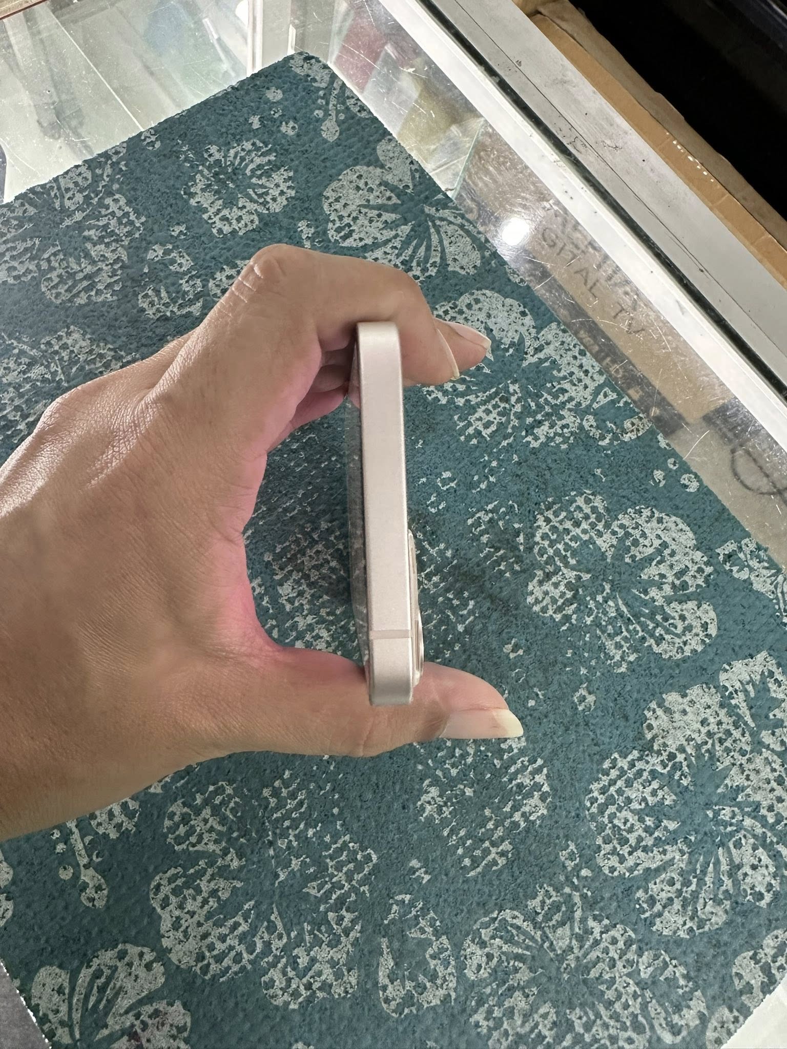 ( SOLD OUT ) iPhone 13 128 GB TH