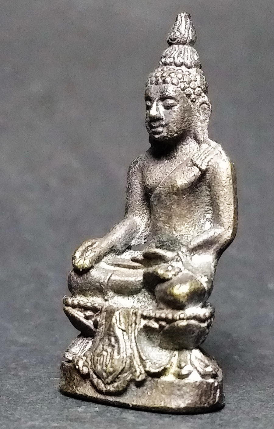 รหัสสินค้า พระกริ่ง พระหล่อ 438 รูปหล่อพระไพรีพินาศอุดกริ่ง วัดบวรนิเวศวิหาร กรุงเทพฯ ไม่ทราบปีที่สร้าง พระรายการนี้ให้เช่าบูชาแล้ว