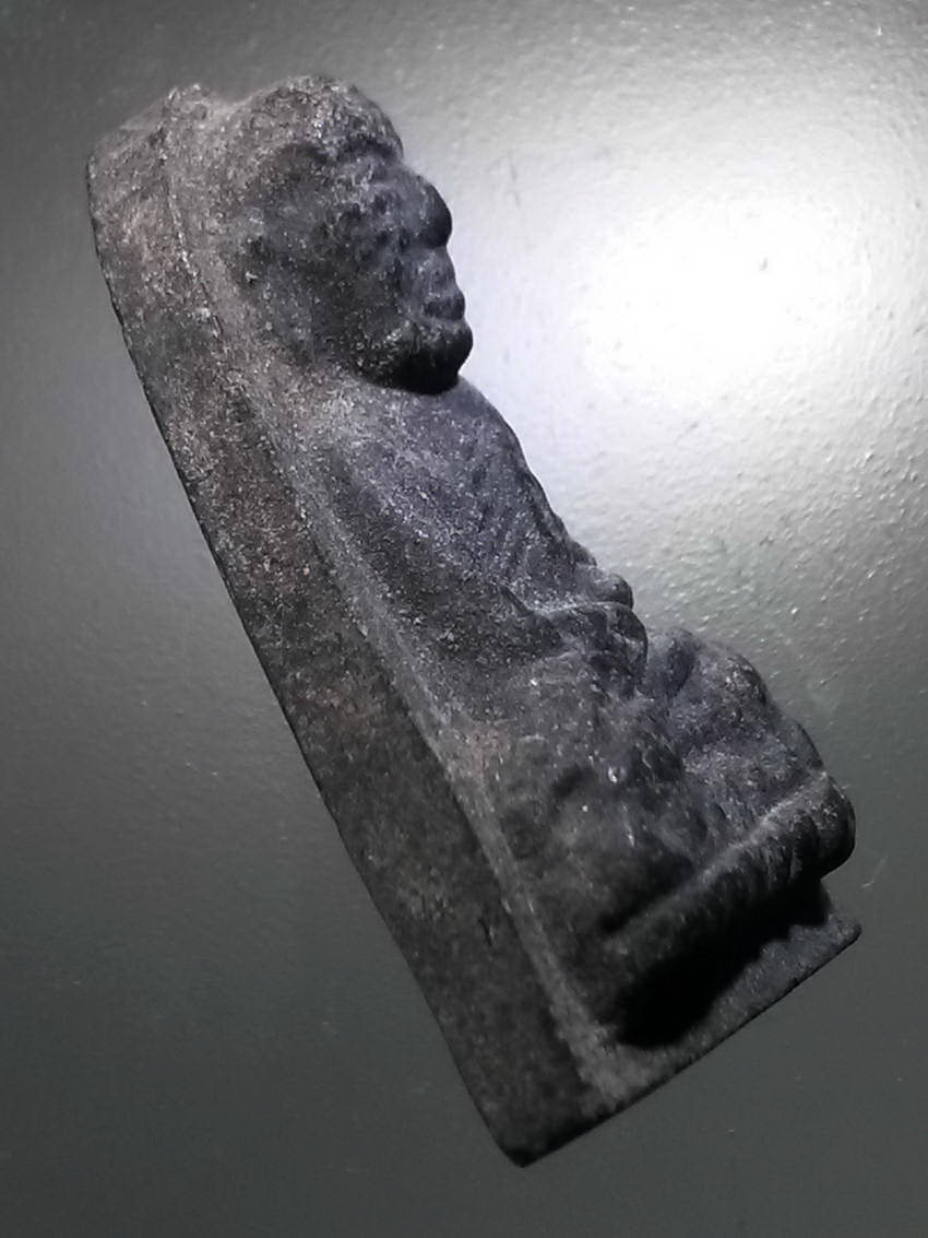 รหัสสินค้า หลวงปู่ทวด วัดต่างๆ 497 หลวงปู่ทวด เนื้อผงใบลาน พิมพ์ใหญ่หัวมน ที่ระลึกสร้างอุโบสถ กาญจนาภิเษก วัดอัมพุวราราม จังหวัดปทุมธานี