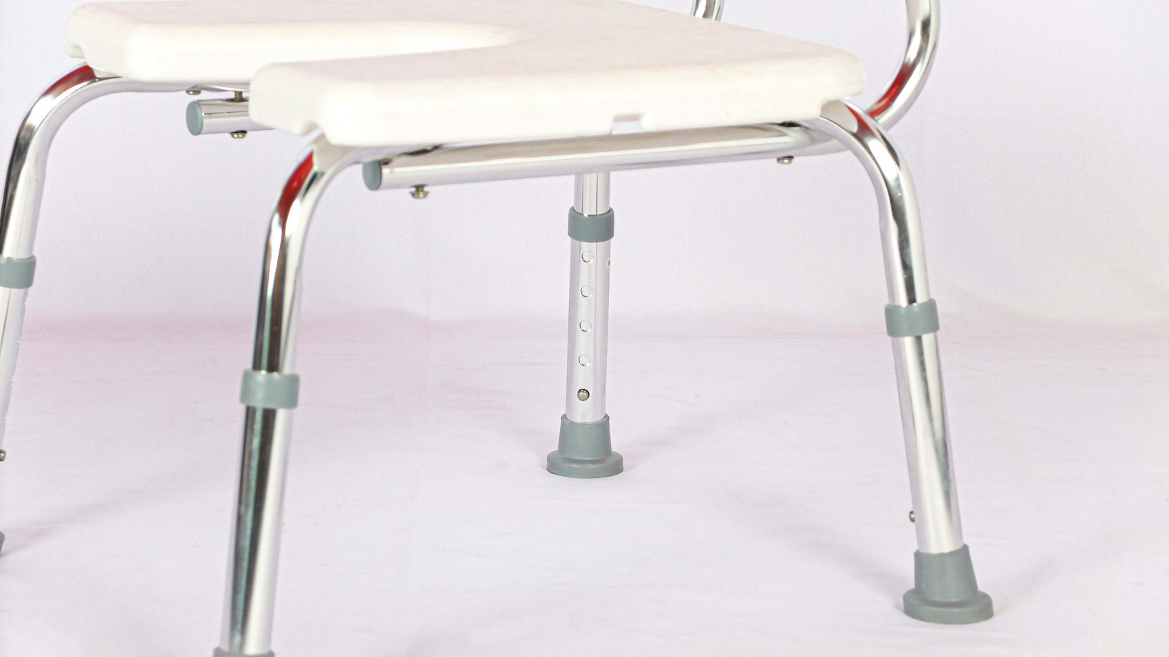 PS 134 เก้าอี้นั่งอาบน้ำ อลูมิเนียม แบบเว้า มีพนักพิง