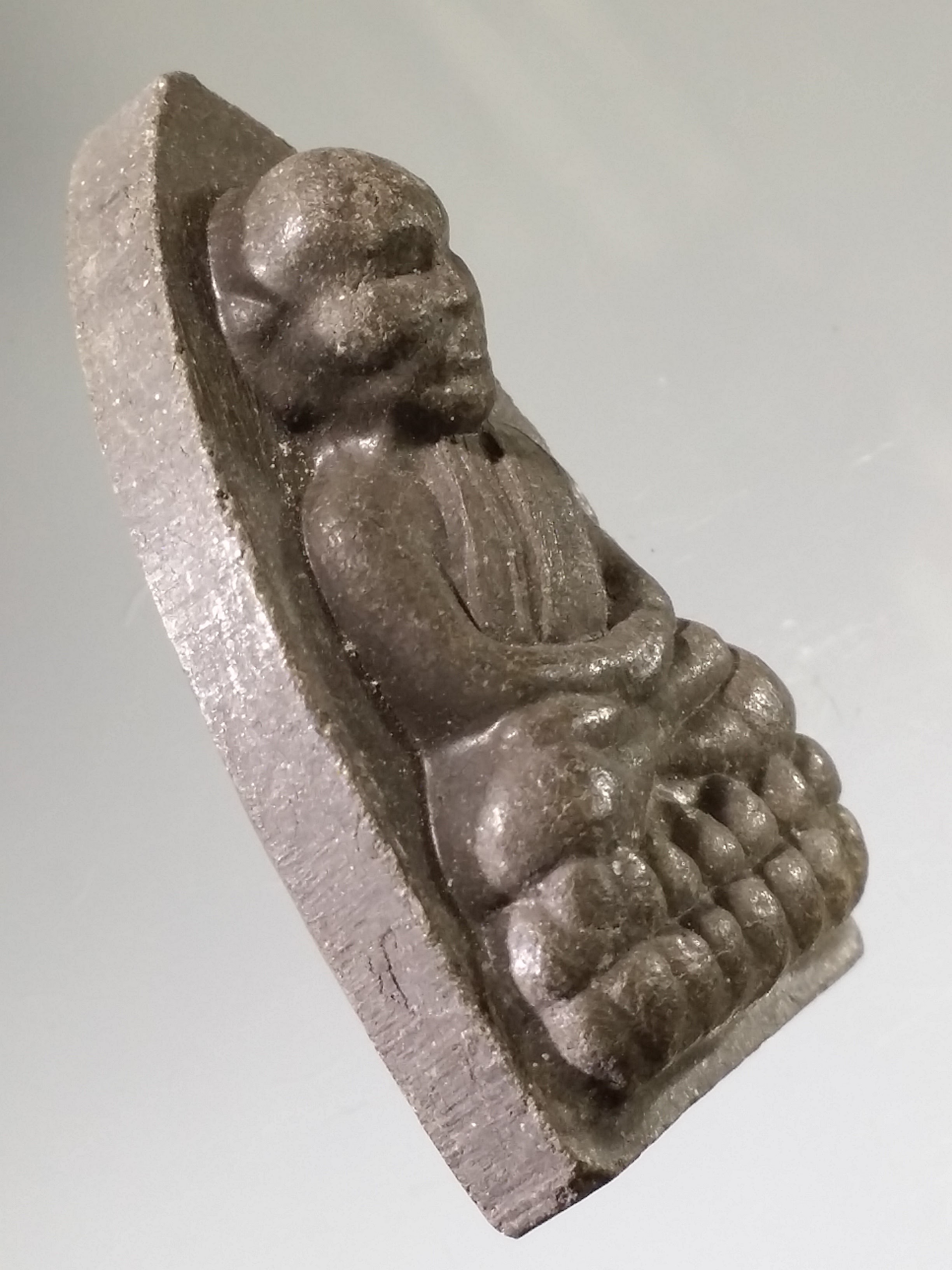 รหัสสินค้า หลวงปู่ทวด วัดต่างๆ 483 หลวงปู่ทวด เนื้อผงใบลาน รุ่นช่วยใต้