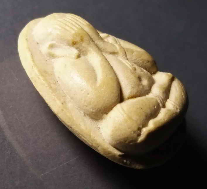 รหัสสินค้า พระปิดตา ทั่วไป 043 พระปิดตาเนื้อผง หลวงพ่อสุด วัดกาหลง จังหวัดสมุทรสาคร สร้างปี 2536