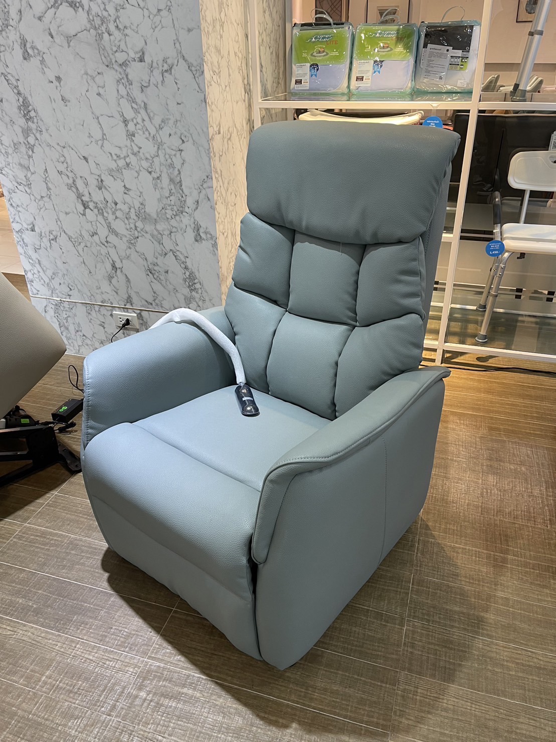 เก้าอี้พักผ่อนปรับไฟฟ้า ช่วยพยุงลุก-นั่ง Lift UP Chair Gen2 หนังเทียม PPU