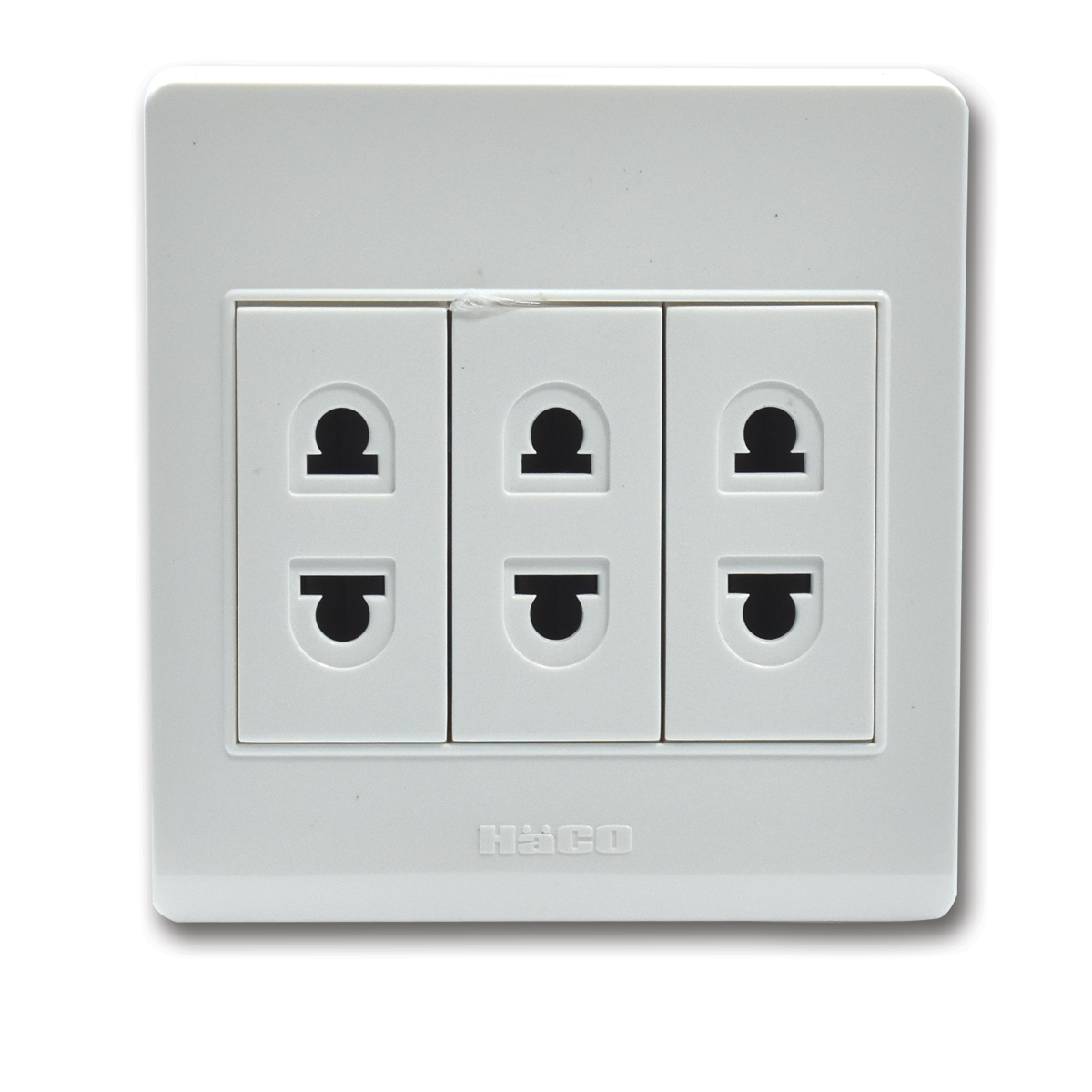 HACO เต้ารับ 2ขา 3ช่อง 16A 250V M3N-R30