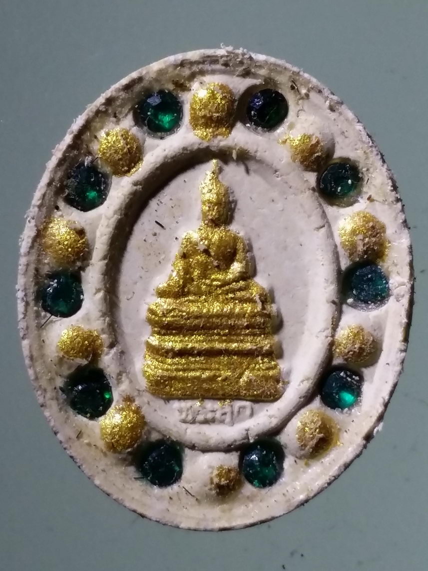 รหัสสินค้าพระเนื้อดิน เนื้อผง เนื้อว่าน 7256 พระสุก เนื้อผงเพ้นท์สี วัดโพธิ์ชัย จังหวัดหนองคาย สร้างปี 2555