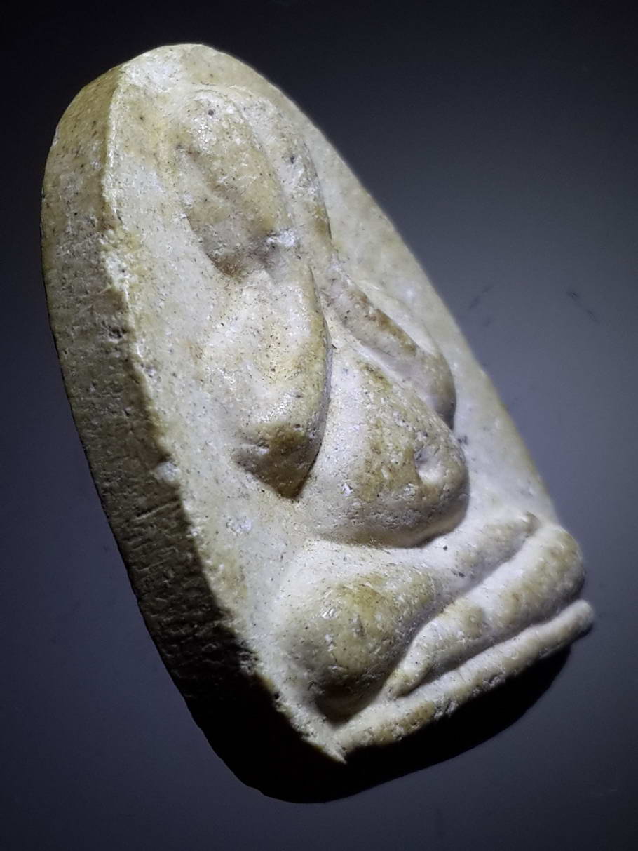 รหัสสินค้า พระปิดตา ทั่วไป 179 พระปิดตาเนื้อผงหลวงพ่อสิริ สิริวัฒโน วัดตาล จังหวัดนนทบุรี