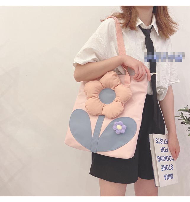 กระเป๋าผ้าสะพายข้าง