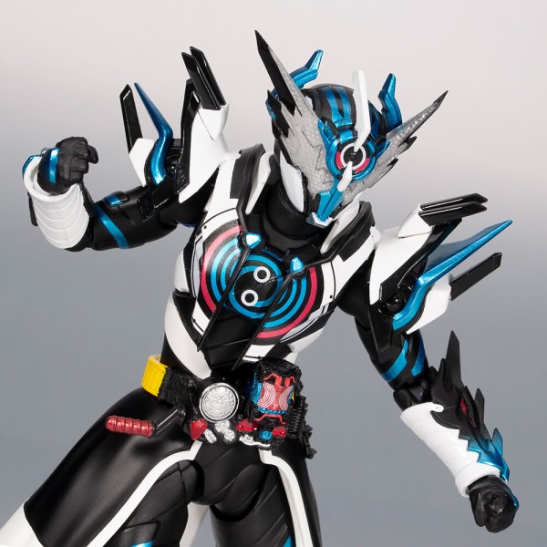 เปิดรับPreorder มัดจำ 500 บาท P-bandai S.H.Figuarts Kamen rider Cross- Z Evol โมเดลสำเร็จ