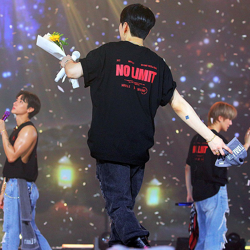 เสื้อกันหนาวคอนเสิร์ต MonstaX : NO LIMIT