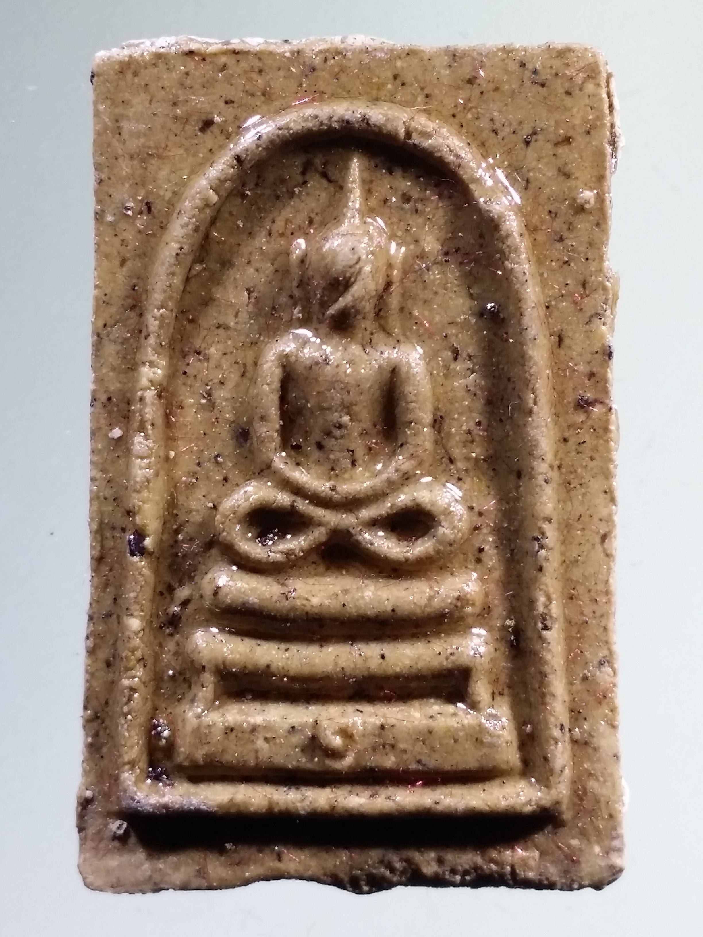รหัสสินค้า พระมีกล่อง 1676 พระสมเด็จเข่าบ่วง หลังยันต์เกราะเพชร ครูบาโต วัดพระบาทปางแฟน จังหวัดเชียงใหม่