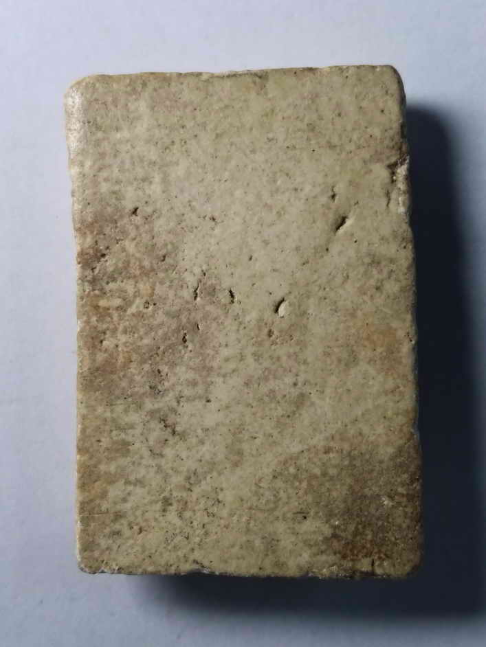 รหัสสินค้า พระสมเด็จ วัดต่างๆ 160 พระสมเด็จเนื้อผง พิมพ์วัดเกศไชโย น่าจะเป็นยุคหลัง พระเกจิสร้างล้อพิมพ์ วัดเกศไชโย ไม่ทราบที่ พระรายการนี้ให้เช่าบูชาแล้ว