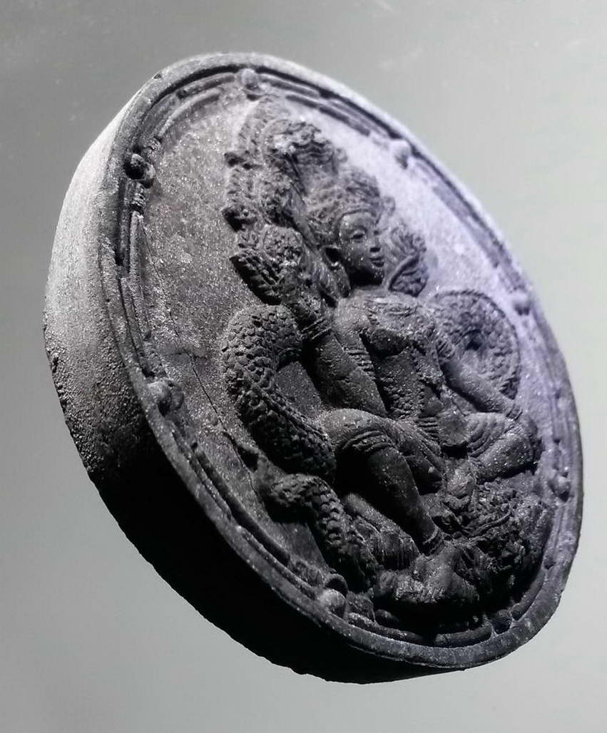 รหัสสินค้า จตุคามรามเทพ 138 พระเทวราชโพธิสัตว์จตุคามรามเทพ - พระปิดตาพังพระกาฬ เนื้อว่านกากยายักษ์ รุ่นลาภ เงิน ทอง ไหลมา จตุคามรามเทพ รายการนี้ให้เช่าบูชาแล้ว