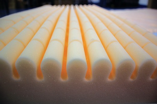 ที่นอนโฟมช่วยลดโอกาสในการเกิดแผลกดทับ MERCURY รุ่นหนา 15 cm. (Mercury Polyurethane Foam) ของแท้ รับประกันศูนย์ไทย