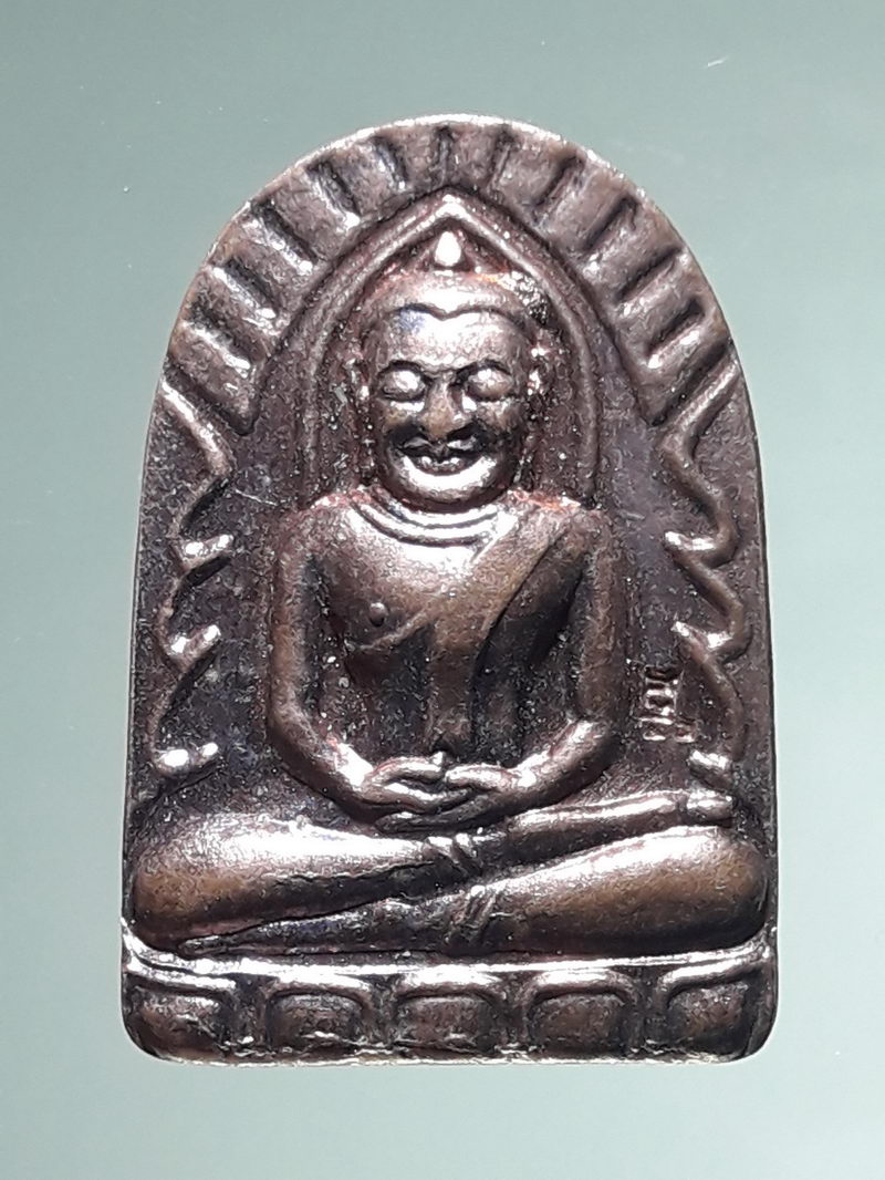 รหัสสินค้า เหรียญพระพุทธ 4286 เหรียญพระซุ้มกอ รุ่นคูณมหาเศรษฐี 9 บารมี หลวงพ่อคูณ ปริสุทโธ วัดบ้านไร่ จ.นครราชสีมา ปี2536 ตอกโค๊ต