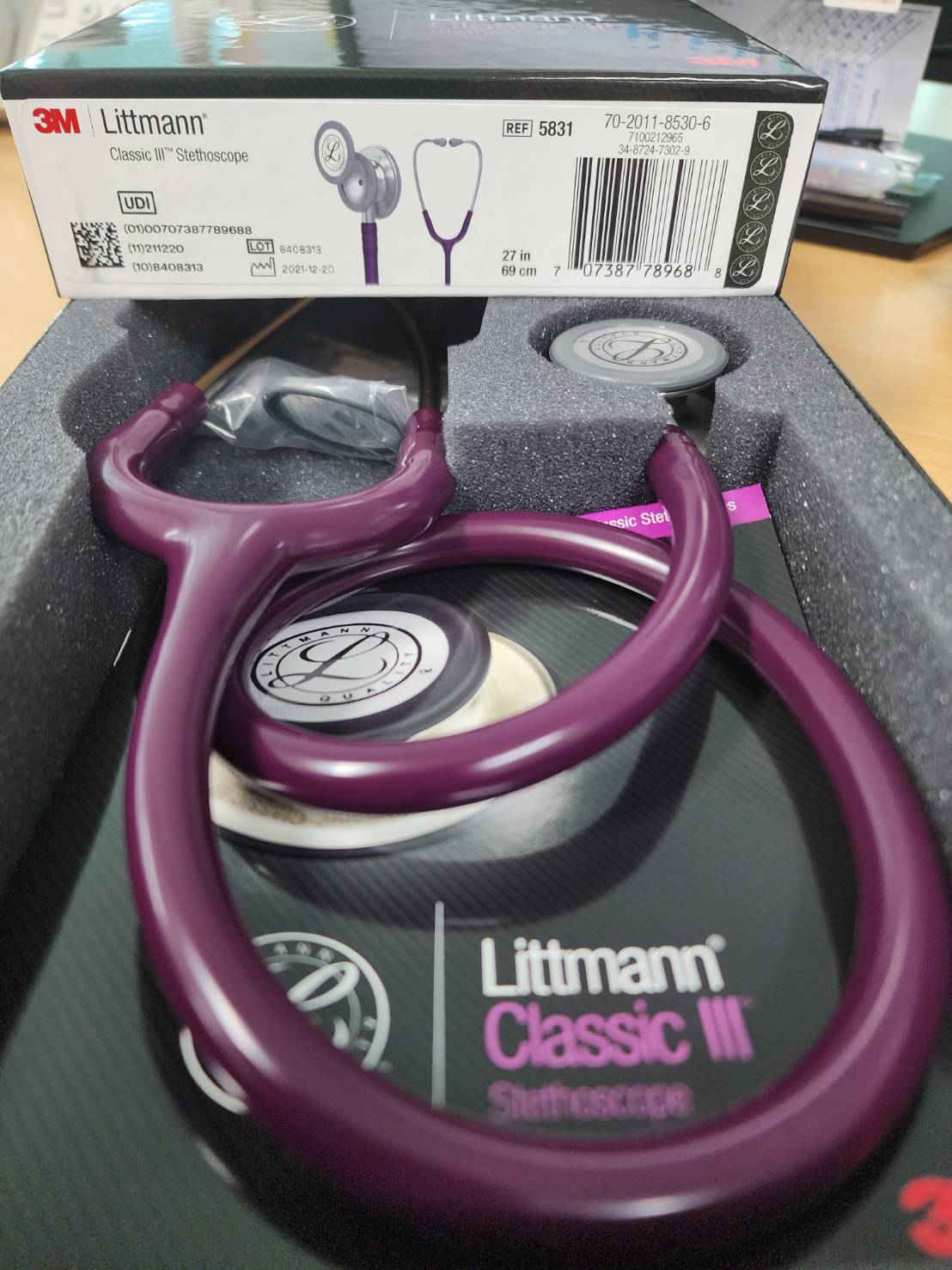 หูฟัง (Stethoscope) รุ่น Littmann Classic III, 3M