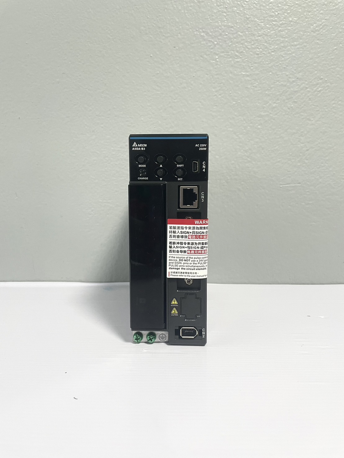 Delta Servo drive Model ASD-B3-0221-L 200W drive , 220V 3/1-Phase , close loop