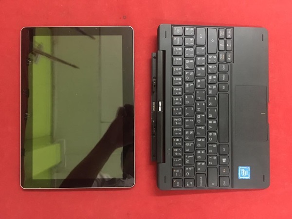 ( SOLD OUT ) Lenovo MIIX 300 วินโดว์แท็บเล็ต