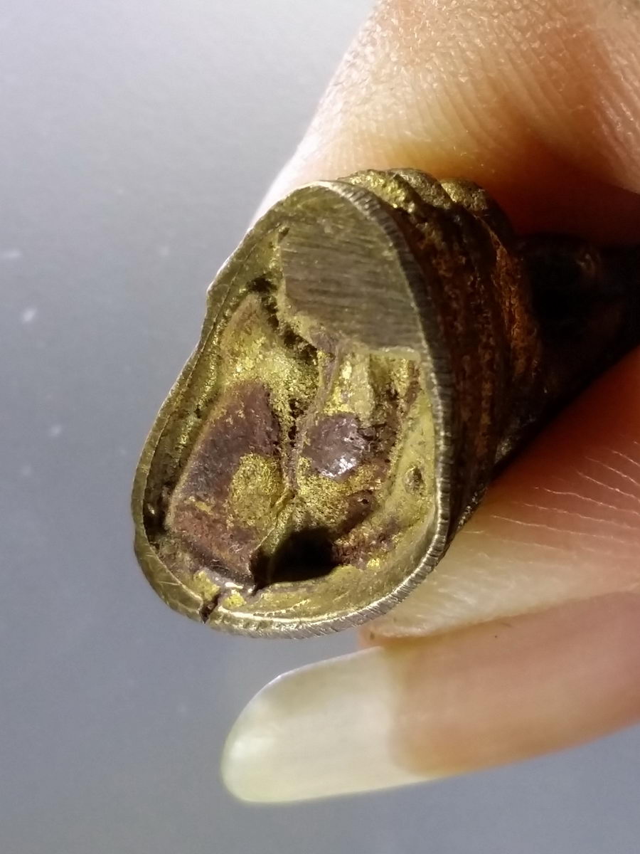 Antig Pim 064 รูปหล่อ พ่อปู่ฤาษีพรหมเมศ เนื้อทองสตางค์ ไม่ทราบสำนัก งานเก่ามีอายุครับ