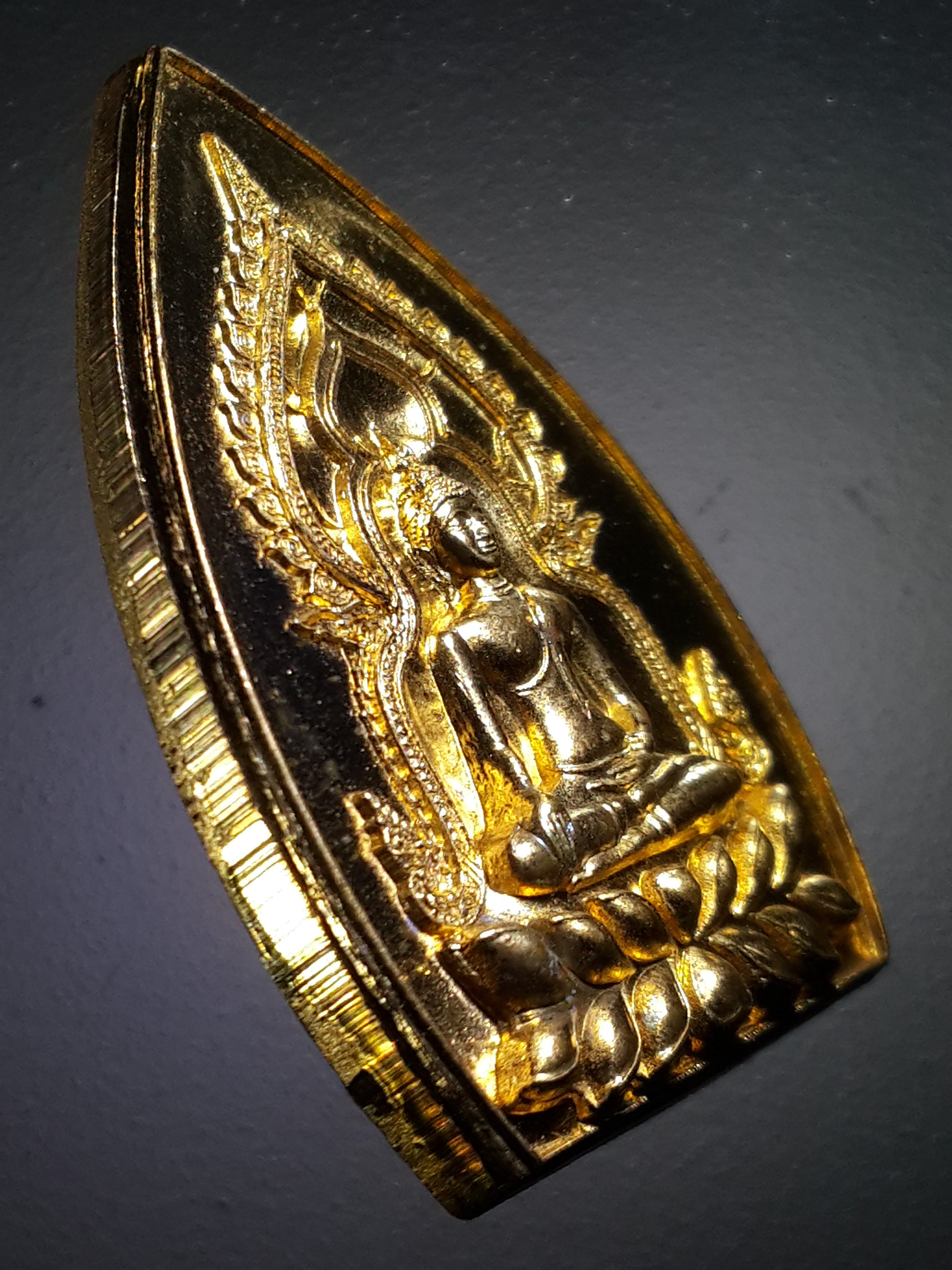 รหัสสินค้า พระมีกล่อง 212 เหรียญเจ้าสัว หลวงพ่ออินทร์ รุ่น 1 วัดสุนทรประดิษฐ์ สร้างปี 2559 เนื้อทองฝาบาตร