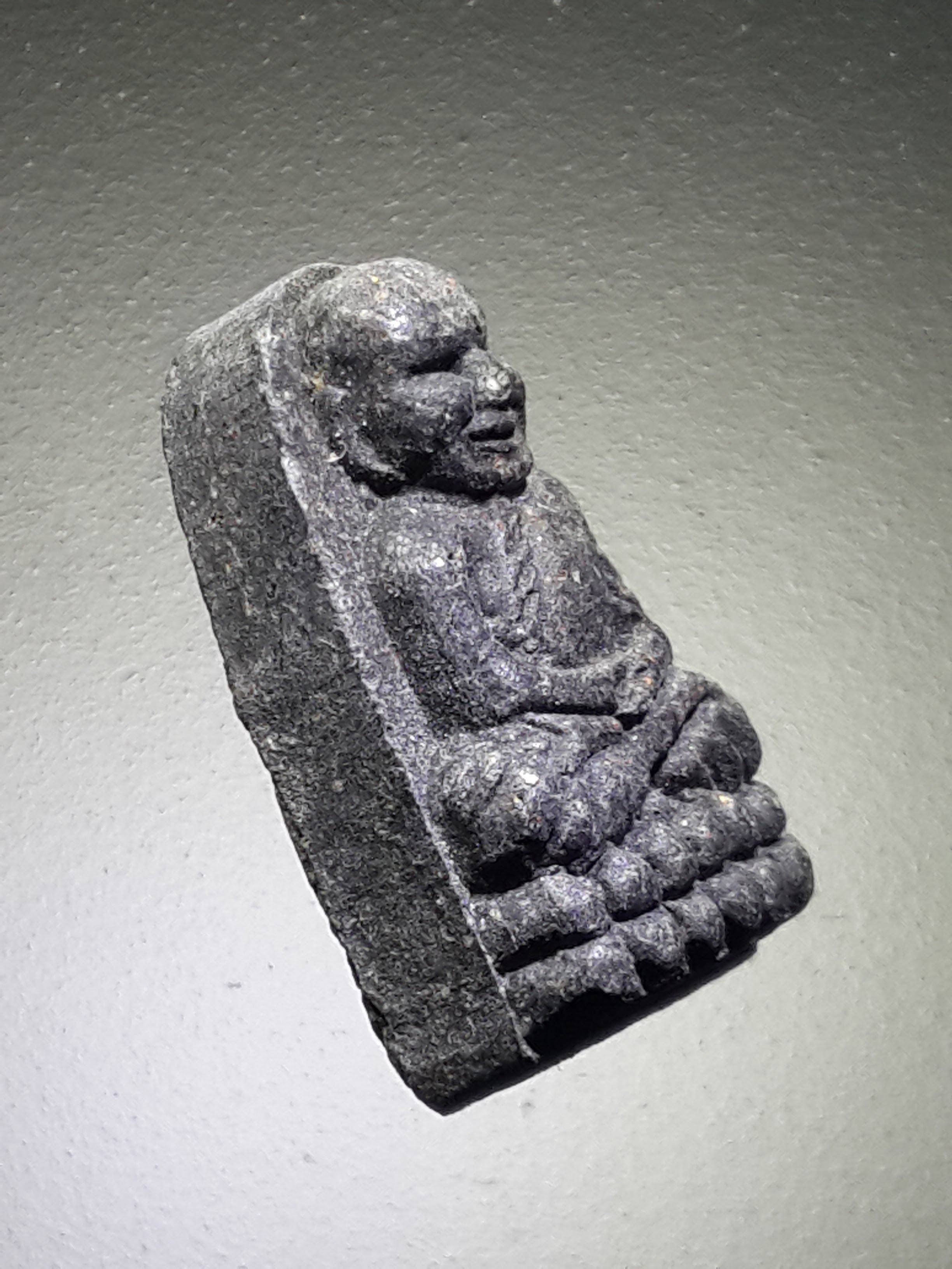 รหัสสินค้า หลวงปู่ทวด วัดต่างๆ 422 หลวงปู่ทวด พิมพ์พระรอดเล็ก วัดห้วยมงคล จังหวัดประจวบคีรีขันธ์