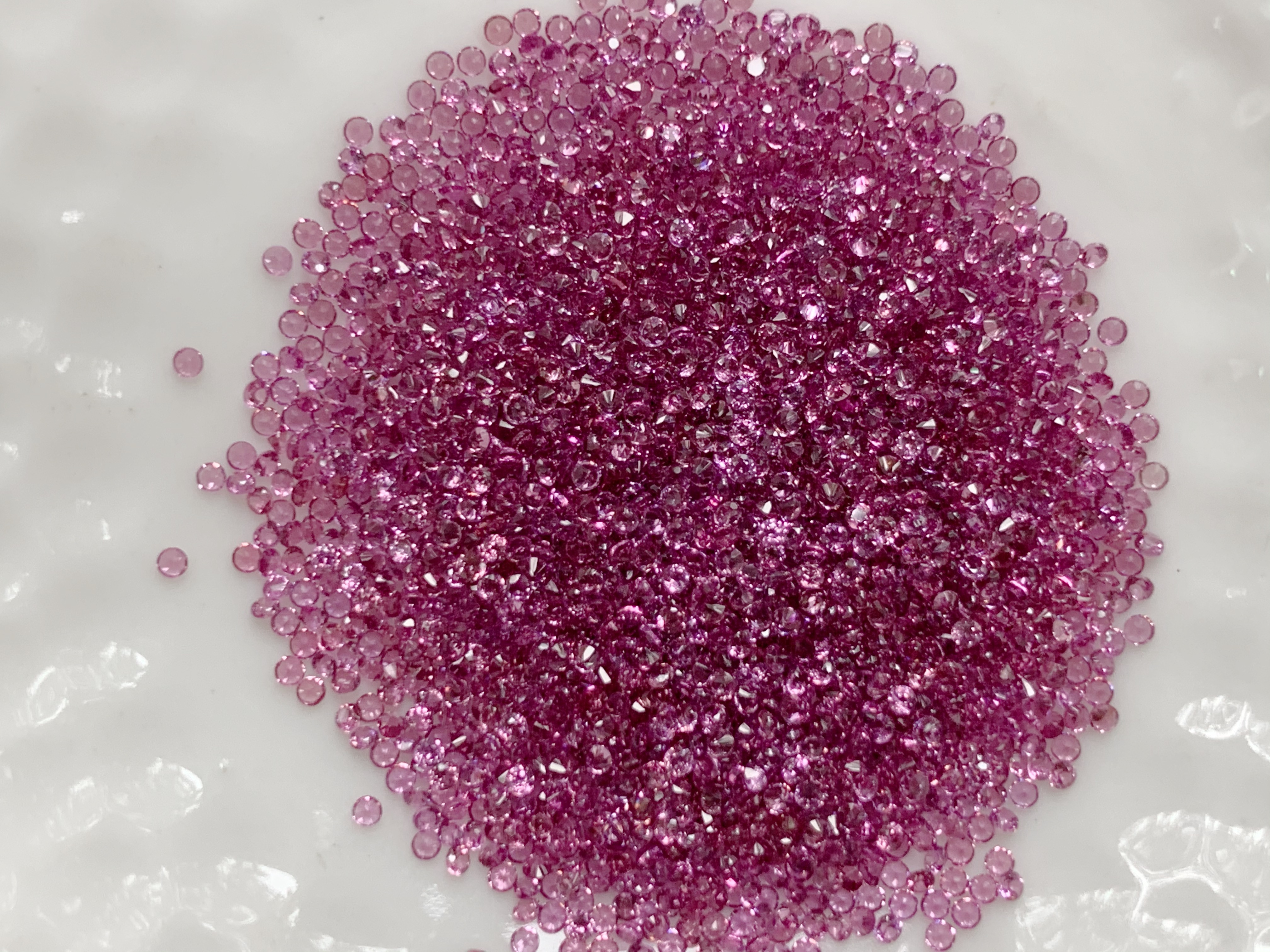 Rhodolite โรโดไลท์กลม 1.0 มม. 5 กะรัต