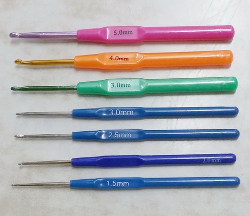เข็มโครเชต์ด้ามพลาสติค Plast Hook