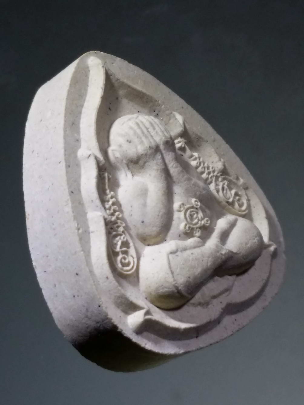 รหัสสินค้า พระปิดตา ทั่วไป 140 พระปิดตาเจริญด้วยโภคทรัพย์ เนื้อผง วัดดงหนองตอ บ้านทุ่งมณี อำเภอม่วงสามสิบ จังหวัดอุบลราชธานี