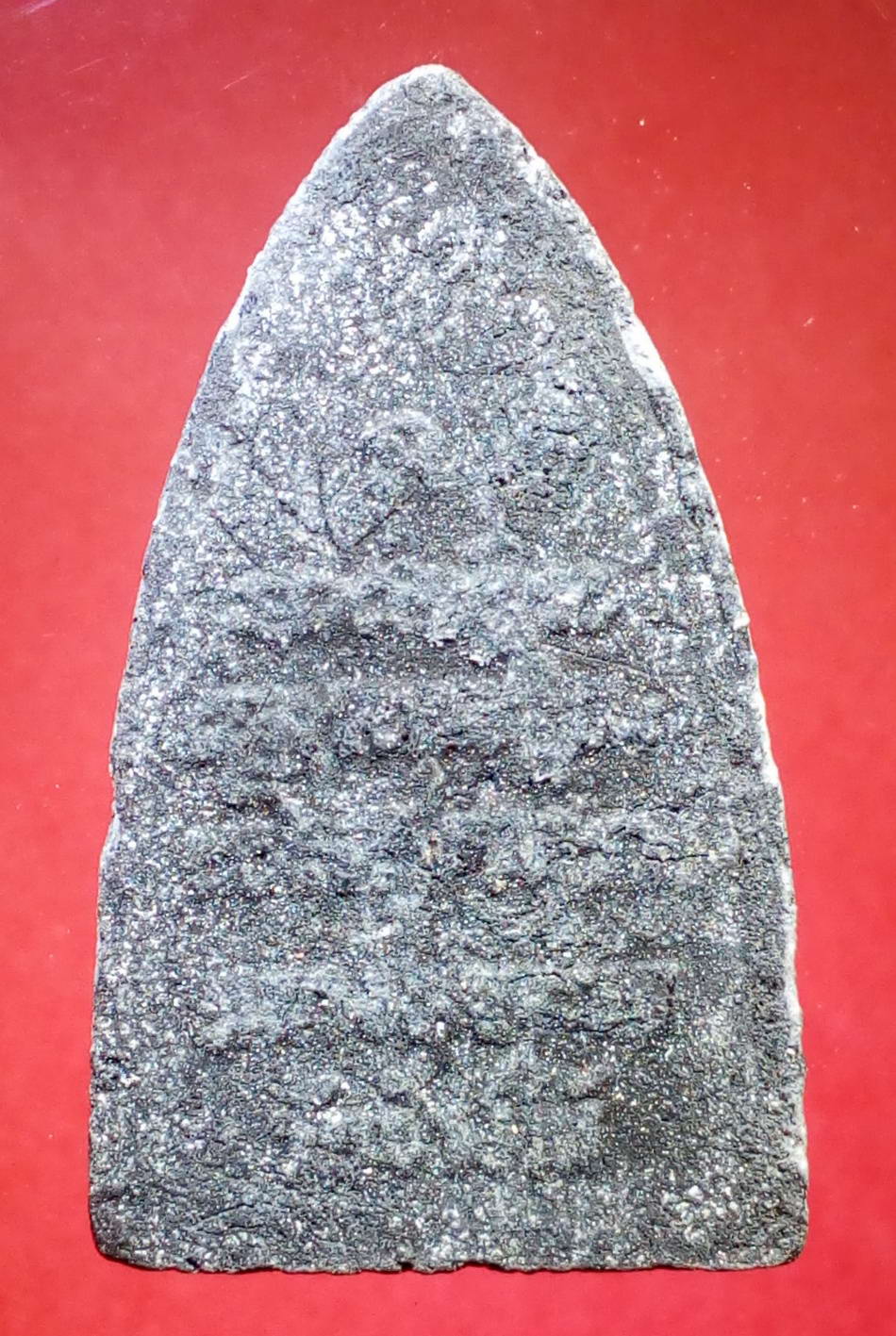 รหัสสินค้า หลวงปู่ทวด วัดต่างๆ 166 หลวงปู่ทวด วัดช้างให้ จ.ปัตตานี หลังตัวหนังสือนูน ไม่ทราบปี กดพิมพ์ด้านหลังไม่ชัด