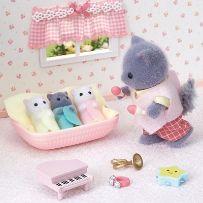 ตุ๊กตาคุณพ่อแมวเปอร์เซียสีเทา ซิลวาเนียนแท้ Persian Cat Father : Sylvanian Families