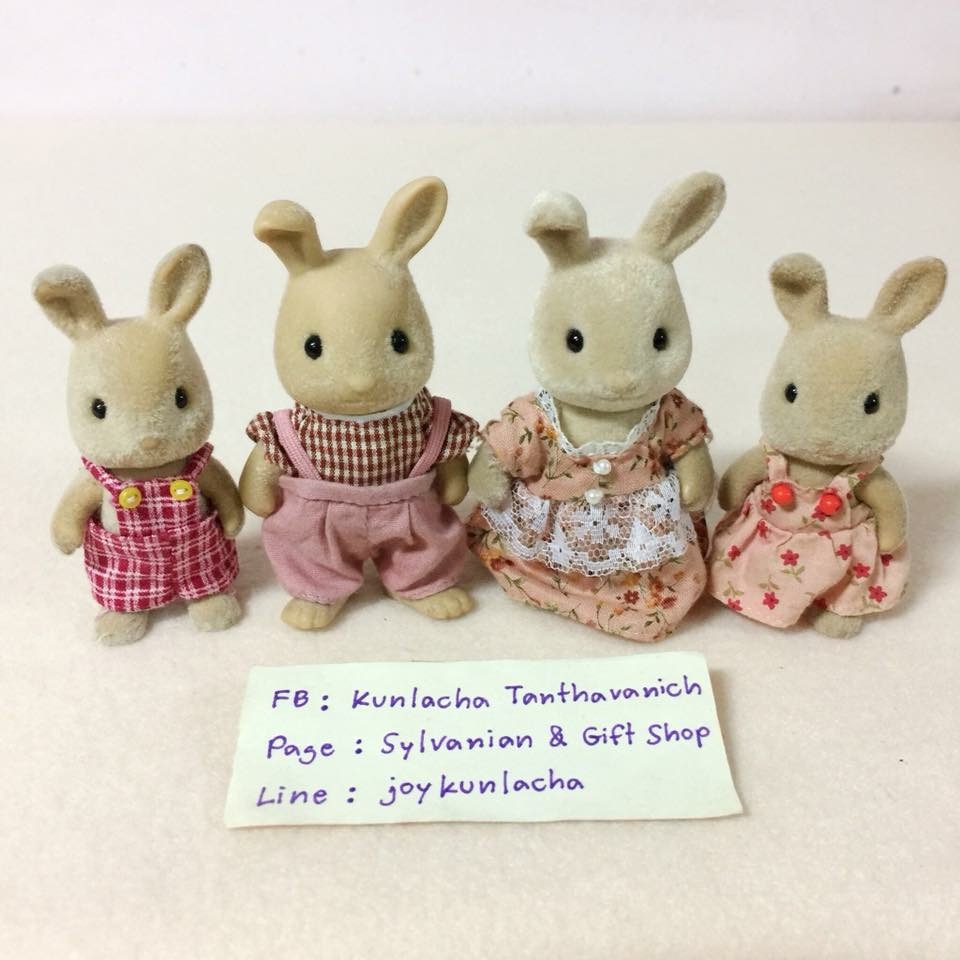ครอบครัวคุณกระต่ายหูพับ รุ่นเก่า ซิลวาเนียน Ivory Rabbit Family : Sylvanian Families