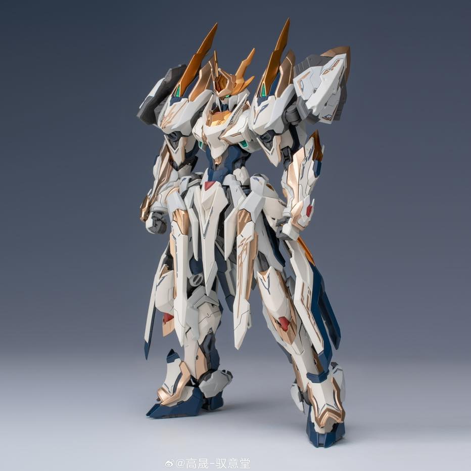 (Preorder ปิดรับวันที่ 13/12/2024 ) เปิดรับPreorder มัดจำ 200 บาท โมจีน Model : Emperor Huang + Dragon