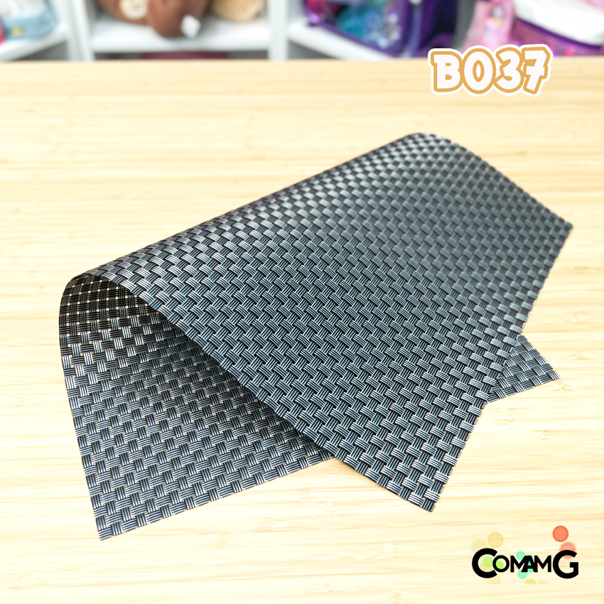 แผ่นรองจาน ที่ตกแต่งโต๊ะอาหาร ที่รองจาน PVC แบบสี่เหลี่ยมผืนผ้า ลายตารางใหญ่ ขนาด45x30ซม พร้อมส่ง มีหลายสี