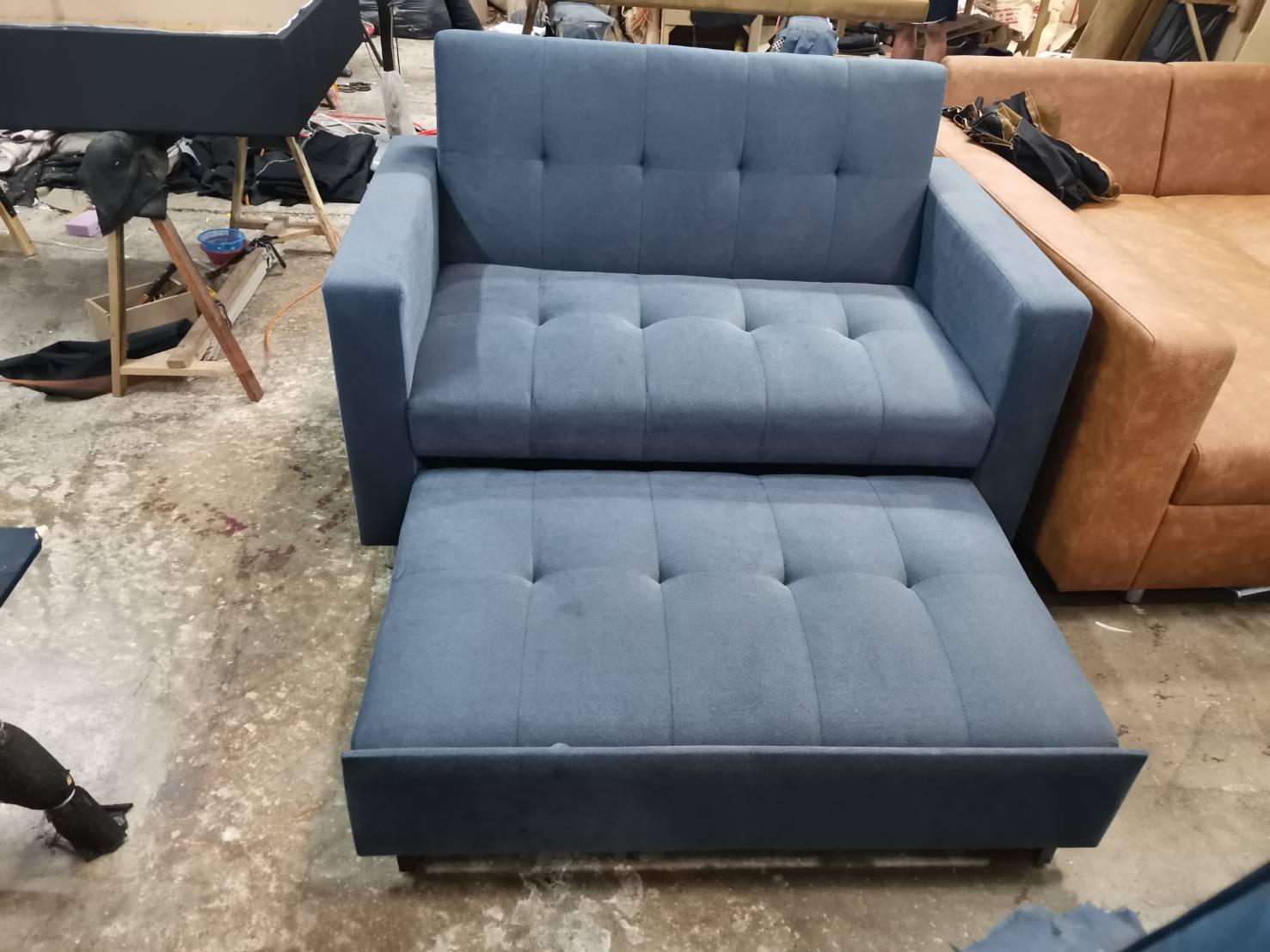 โซฟาเบด TriO mini 145 cm