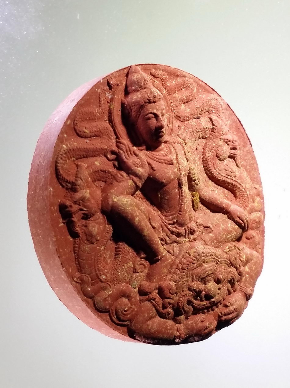 รหัสสินค้า จตุคามรามเทพ 403 พระเทวราชโพธิสัตว์ จตุคามรามเทพ รุ่นทรัพย์ไพศาล หลวงพ่อสาย วัดดอนกระต่ายทอง จังหวัดอ่างทอง สร้างปี 2556 ปลุกเสก 5 วาระ 5 พิธีกรรม