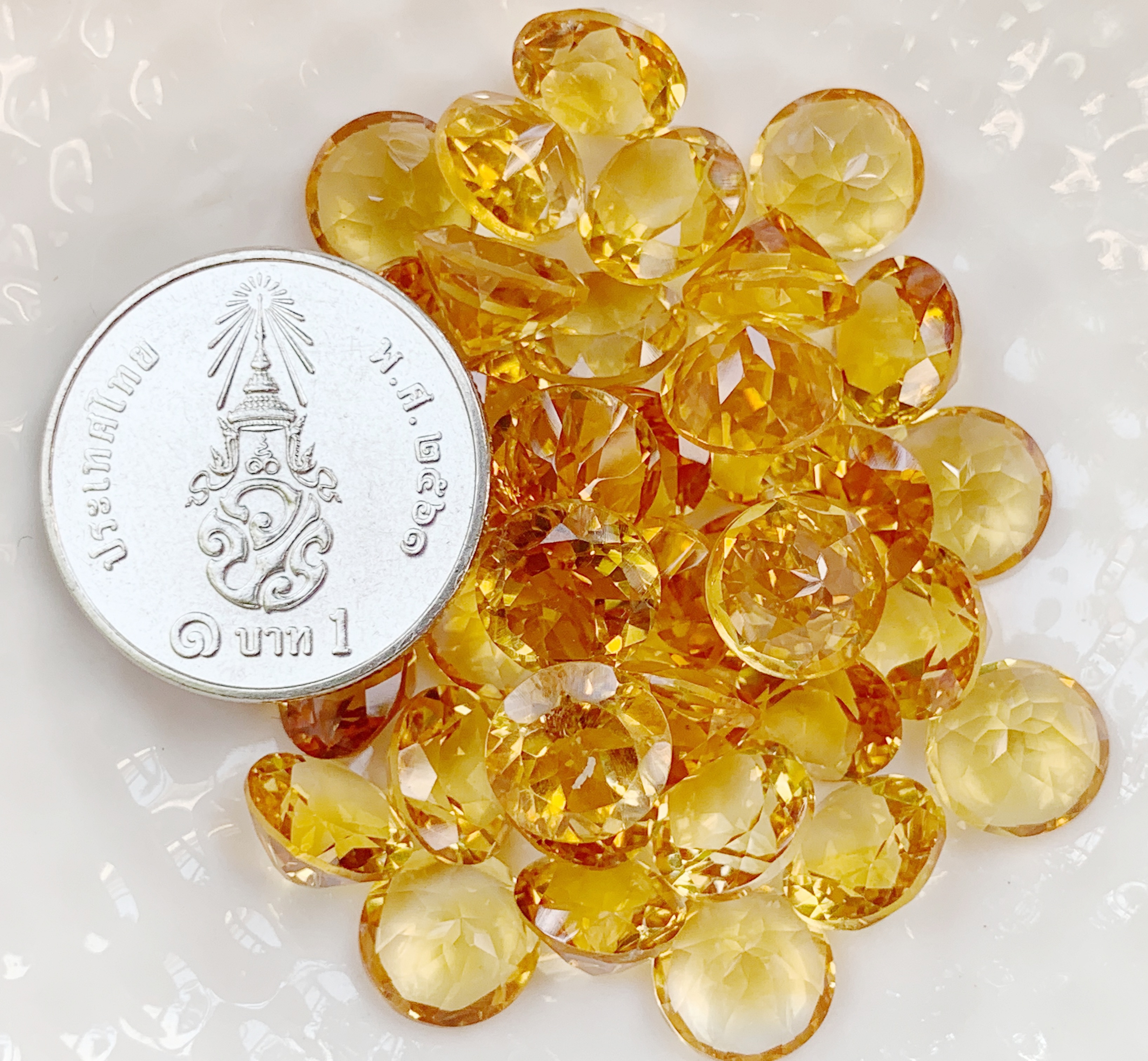 ซิทรินเข้มกลม 8.0 มม. 1 เม็ด
