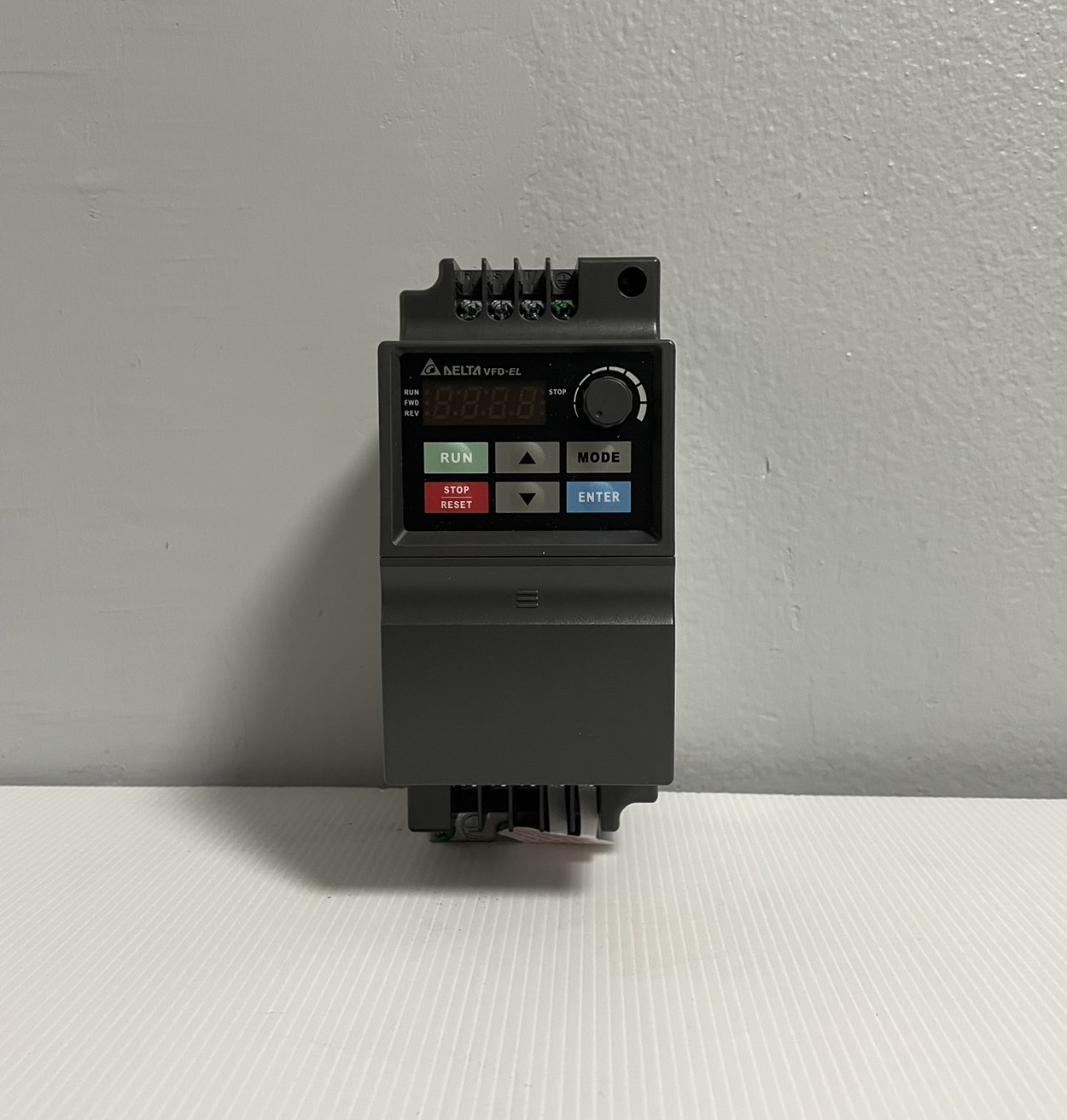 Delta Inverter VFD007EL43A 1HP 0.75kW (Input 380V 3-Phase Output 380V 3-Phase )