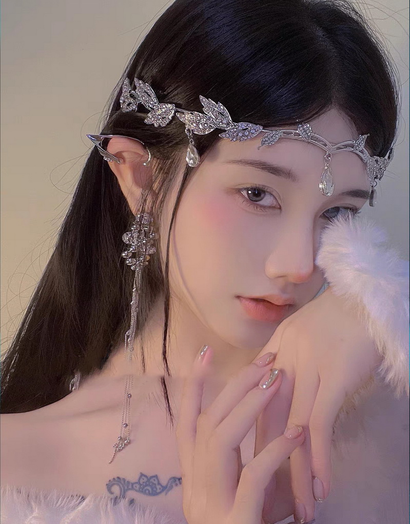 As2325- พร้อมส่งจากไทย มงกุฎเพชรประดับ แวววาว แบบรัดเกล้าสวยหรูดูแพงเหมือนแบบ เด็กโต-ผู้ใหญ่ เส้นผ่าศูนย์กลาง 14cm.ดัดปรับขนาดได้เล็กน้อย