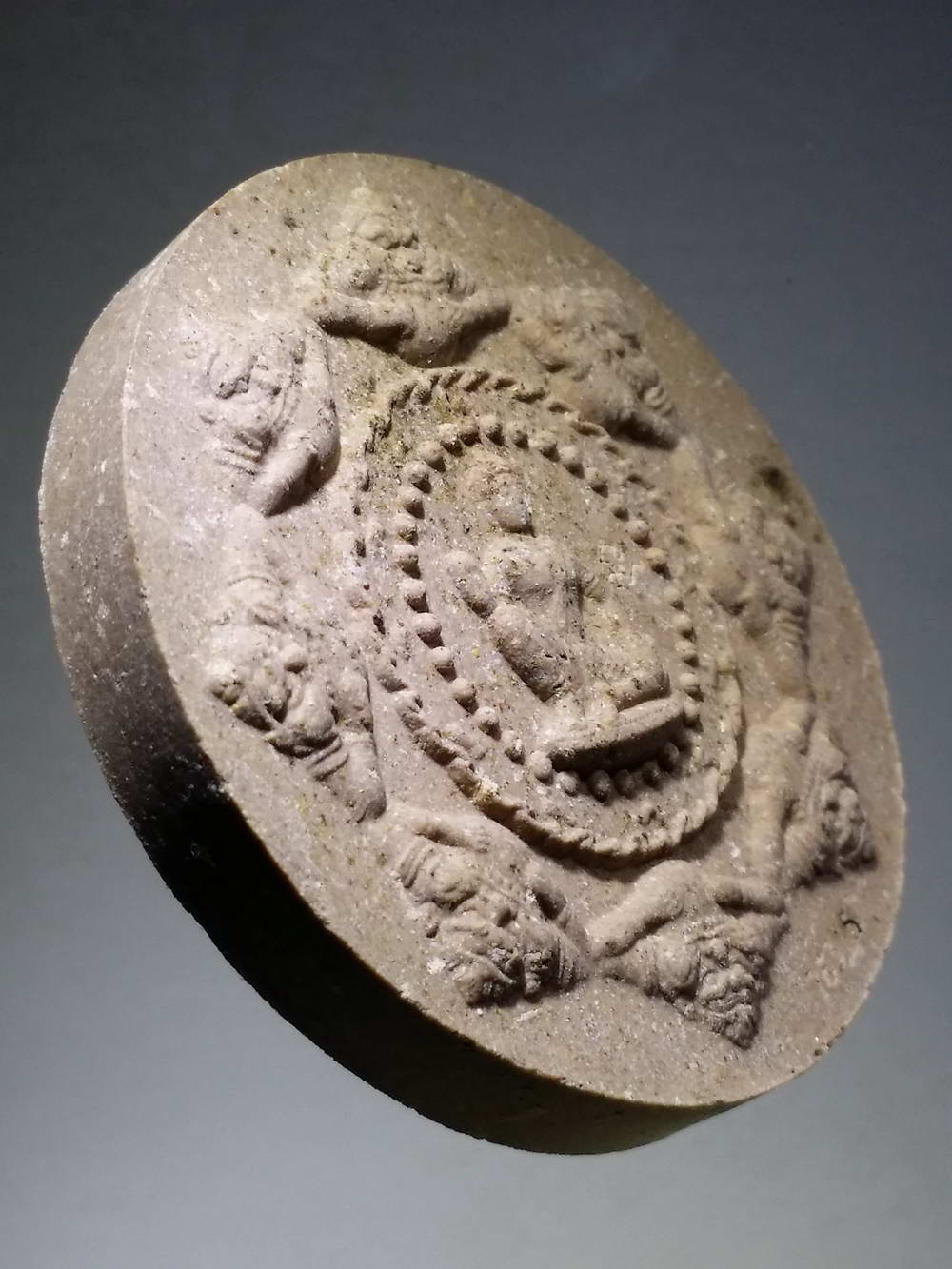 รหัสสินค้า จตุคามรามเทพ 110 จตุคามรามเทพ รุ่นนารายณ์แปลงรูป เนื้อว่านน้ำตาล หมายเลข 75315 สร้างปี 2550 จตุคามรามเทพ รายการนี้ให้เช่าบูชาแล้ว