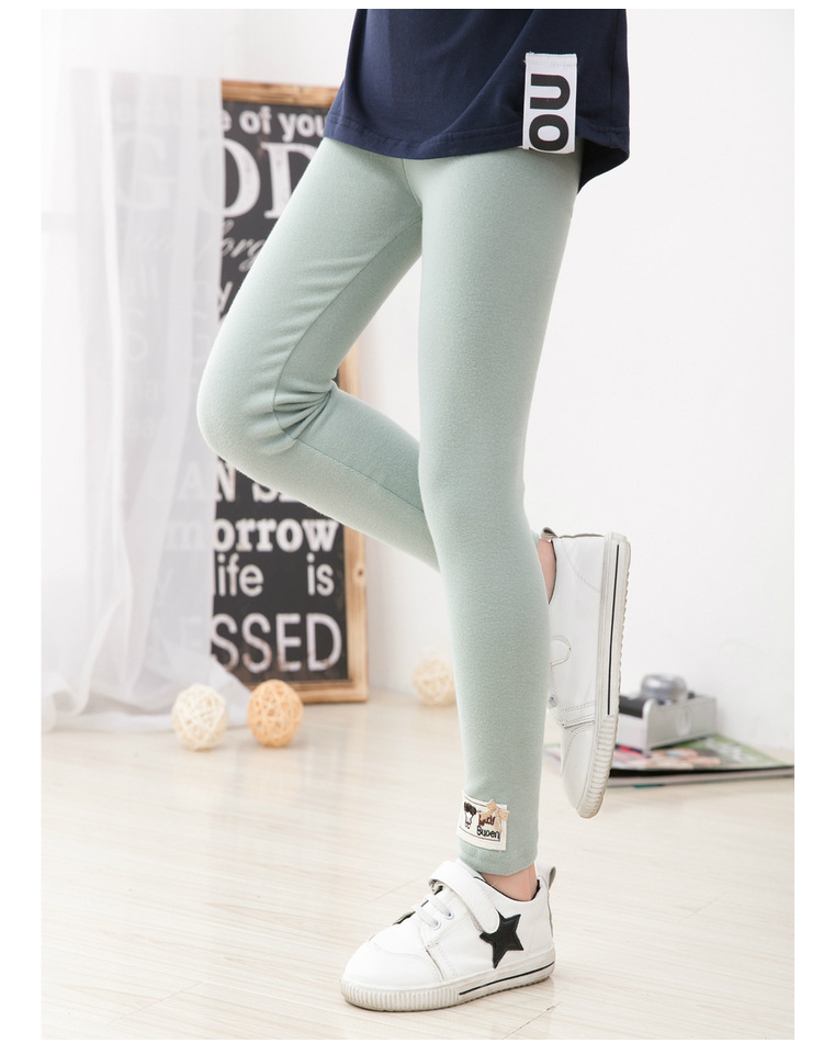 P30983พร้อมส่ง เลกกิ้งเด็กสีเขียวติดอาร์มตุ๊กตาน้อย+ติดโบว์สีทอง