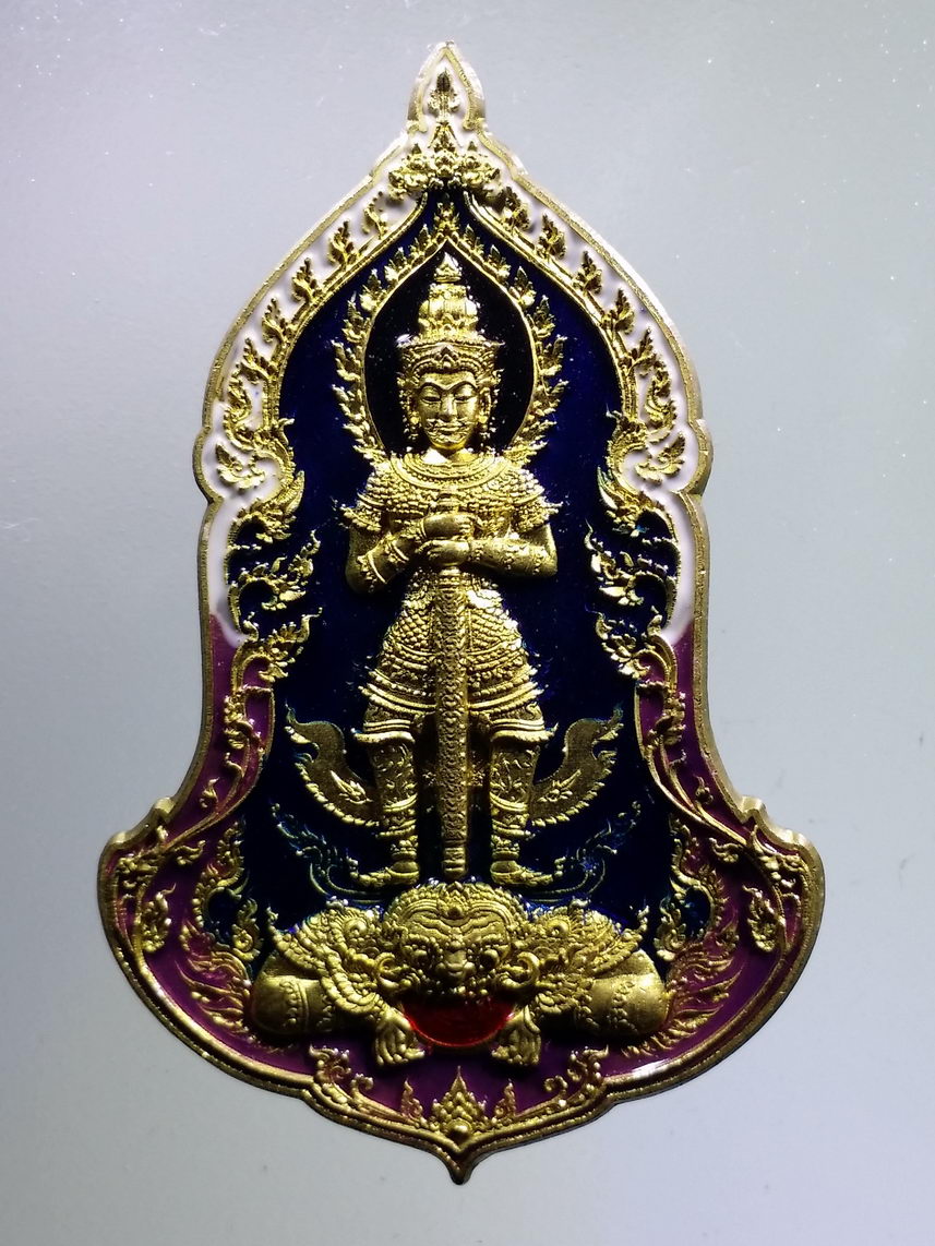 รหัสสินค้า พระมีกล่อง 2811 เหรียญท้าวเวสสุวรรณ หน้าเทวดา รุ่นเศรษฐีรวยทันใจ ๒ หลวงพ่อพัฒน์ วัดห้วยด้วน อำเภอหนองบัว จังหวัดนครสวรรค์ เนื้อทองระฆัง ลงยา จัดสร้าง 300 เหรียญ โค๊ตเลเซอร์ หมายเลข ๑๕๗