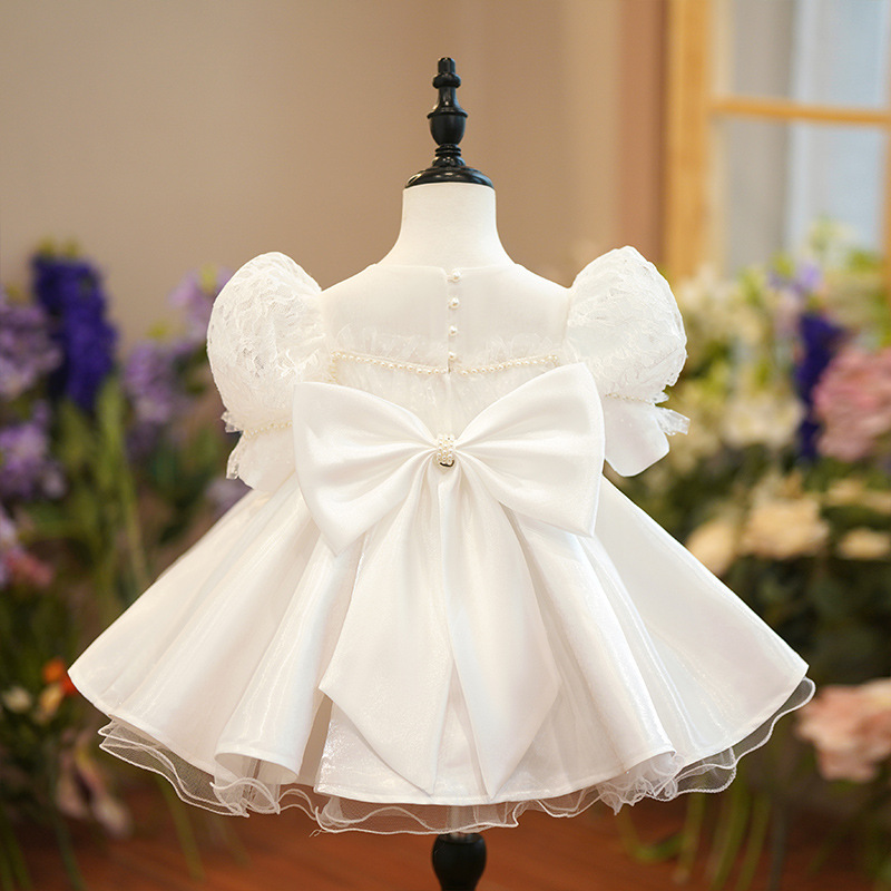 Gd4516- พร้อมส่งจากไทย ชุดออกงานเด็กหญิงสีขาว โบว์แยกจากชุดได้ แขนตุ๊กตาสวยหรูดูน่ารัก เนื้อผ้าสวย คอซีทรู ชุดราตรีเด็กทรงสั้น