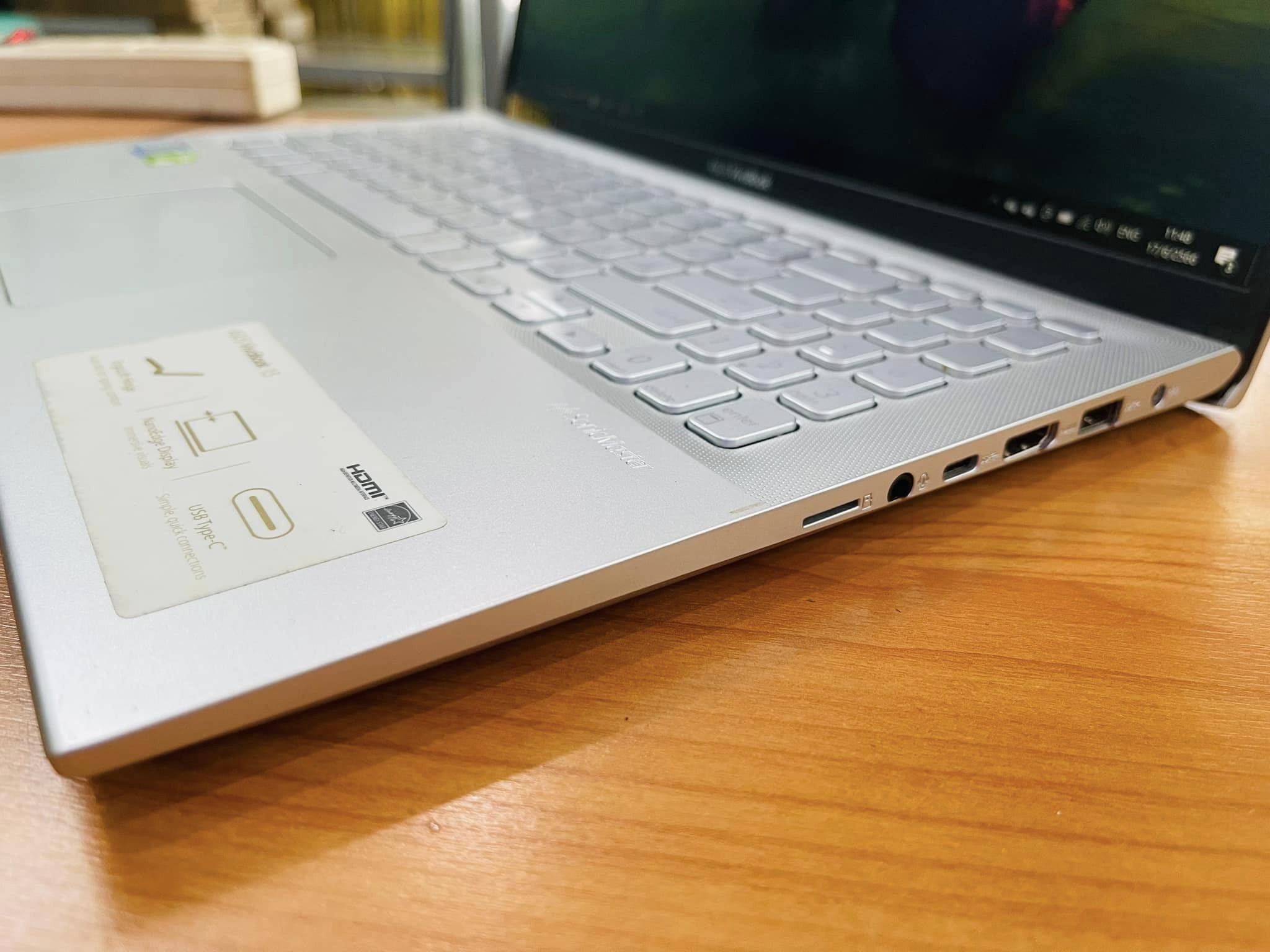 ( SOLD OUT ) Asus VivoBook 15-X512F
