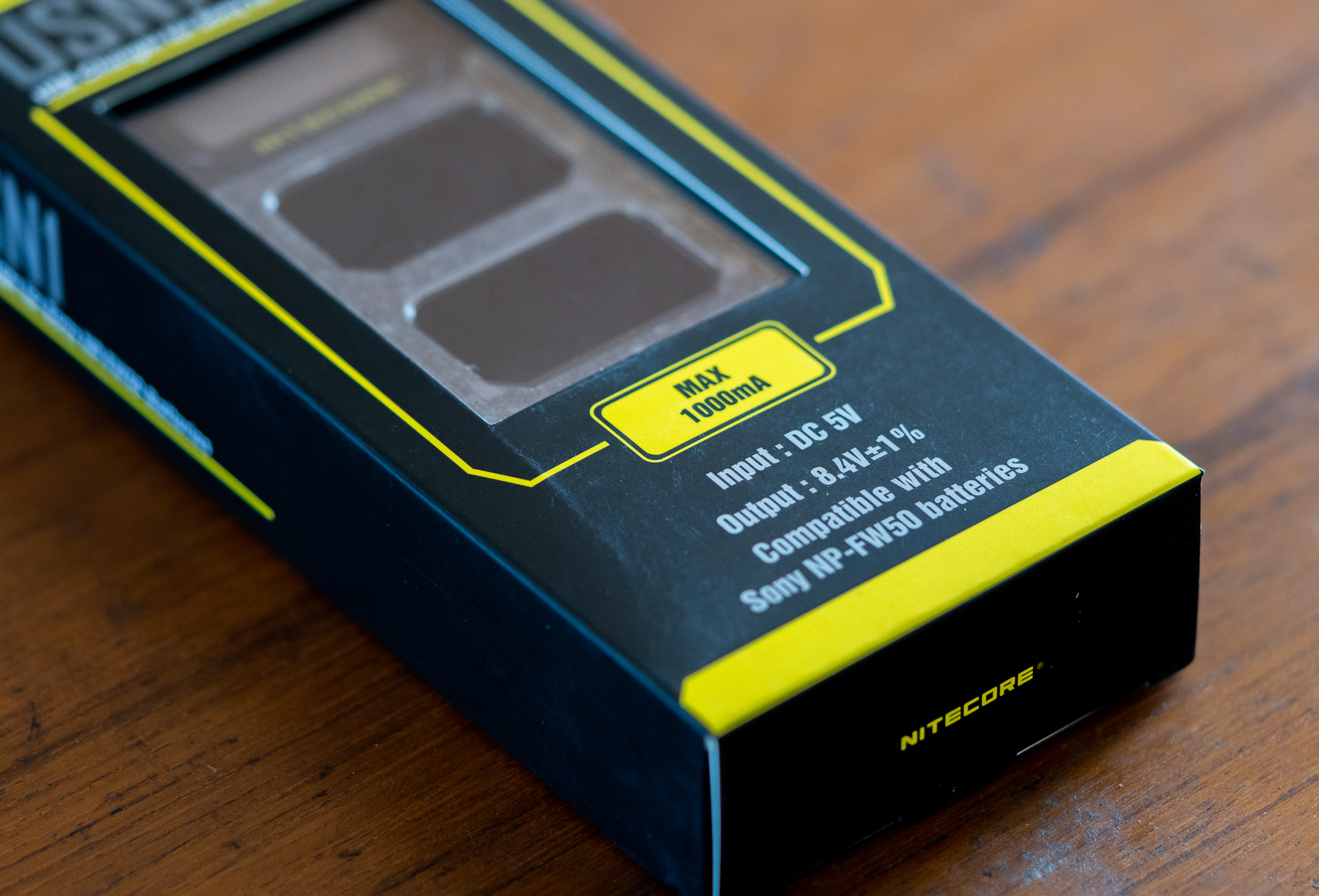 Nitecore แท่นชาร์จ for Sony NP-FW50