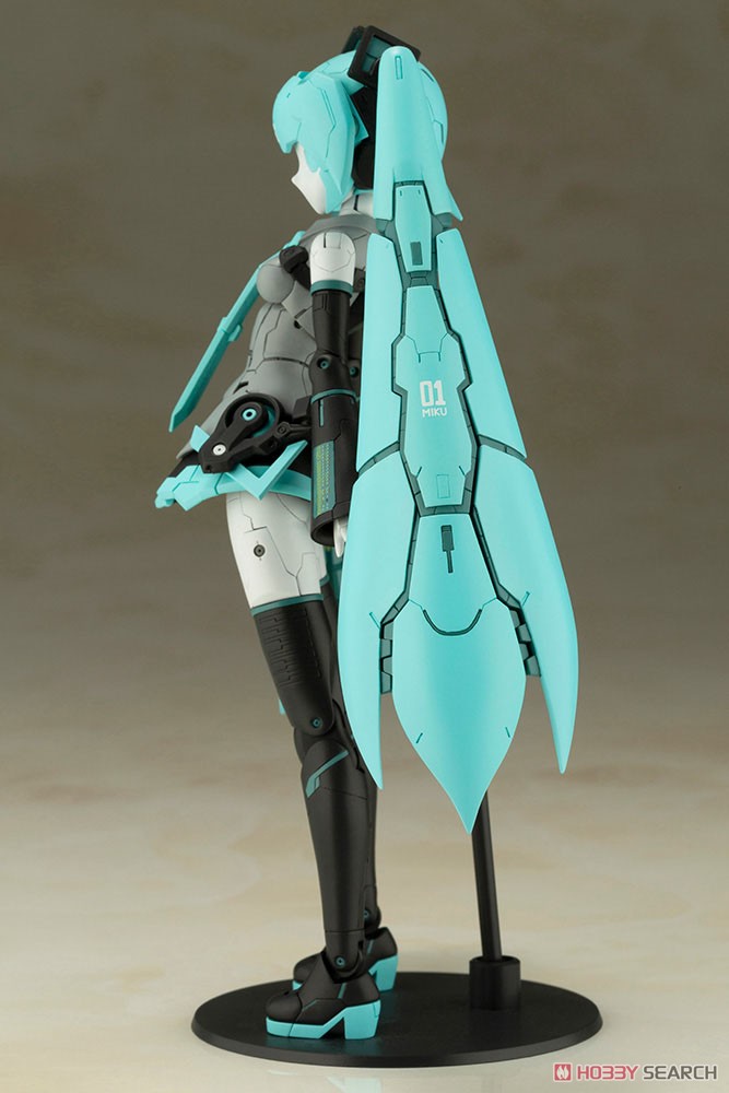 <Preorder ปิดรับที่ 12 คิว > มัดจำ 350 บาท Frame Artist Hatsune Miku (Plastic model)
