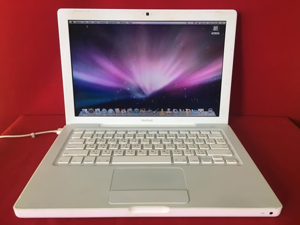 ( SOLD OUT ) Macbook
