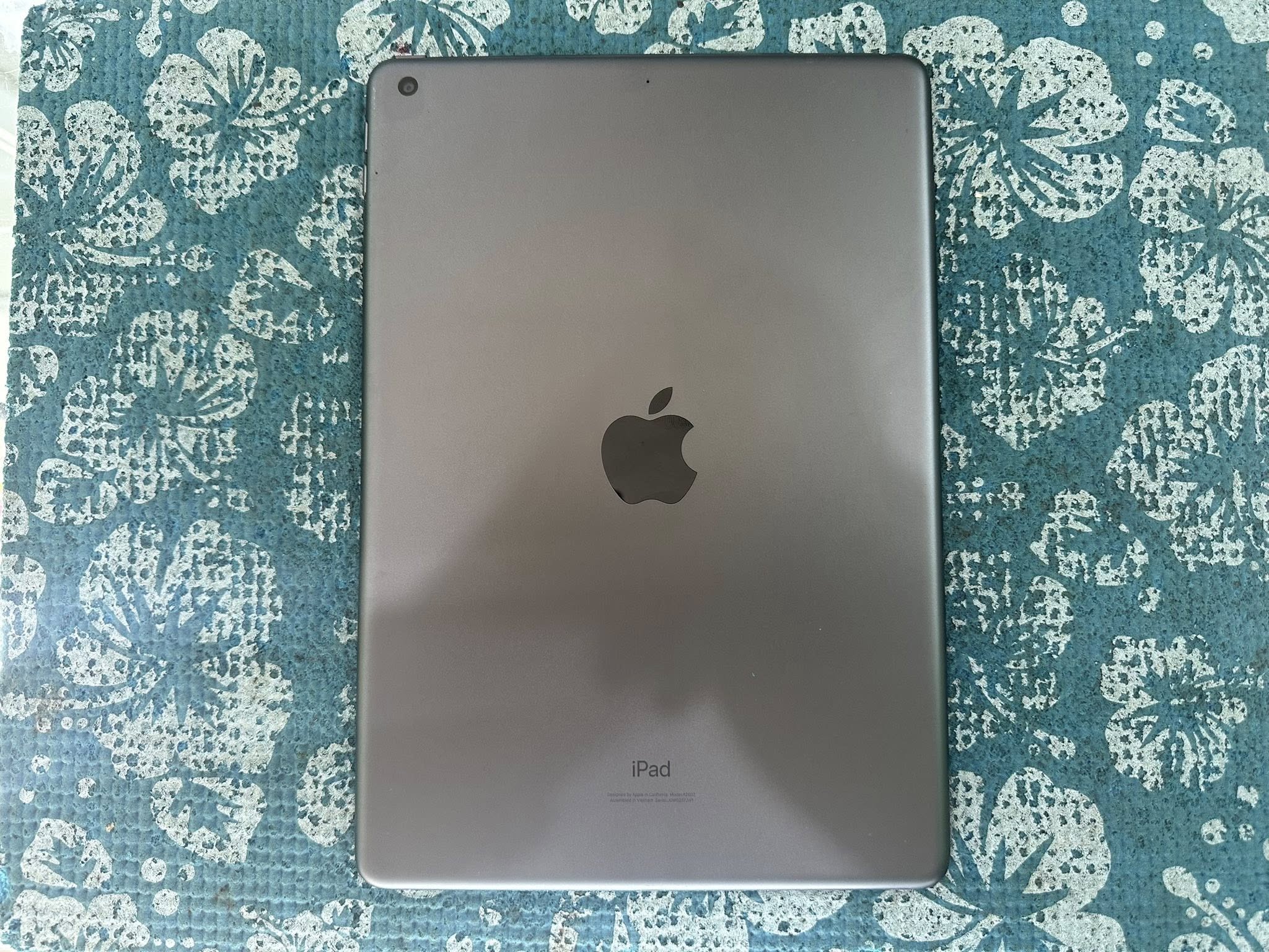 ( SOLD OUT ) iPad Gen 9 64GB Wifi Model TH ประกันเหลือยาวๆ