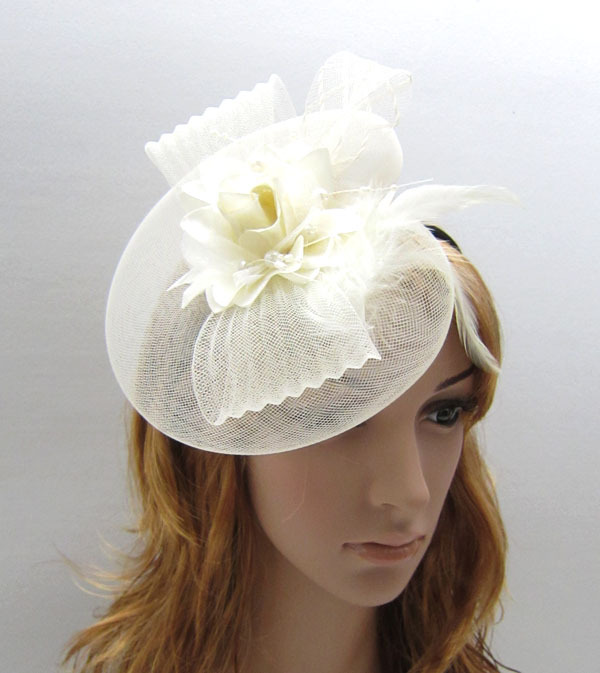 As1530- เครื่องประดับติดผมสีดำ-สีแดง-สีขาวออกสีครีมไอวอรี่ ขนาดกว้างประมาน 14x18ซม.วัสดุดีสวยเลิศหรูดูวินเทจ แนวคล้ายหมวกติดผม มีกิ๊ปและคาดผม ถอดแยกมาให้ประกอบใช้ง่ายๆเลือกใช้ได้สองแบบในสินค้านี้ เลือกเลย (หัวหุ่นมีขนาดเท่าศรีษะเด็ก5-10 ขวบ)