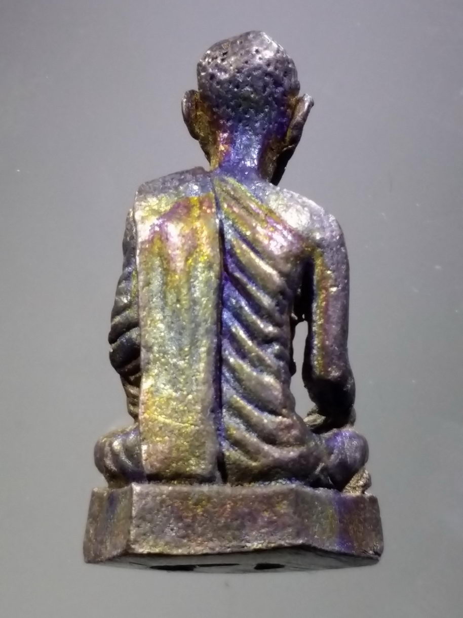 รหัสสินค้า พระมีกล่อง 3877 รูปหล่อเนื้อโลหะผสม หลวงพ่อถนอม วัดพระแท่นศิลาอาสน์ จังหวัดอุตรดิตถ์