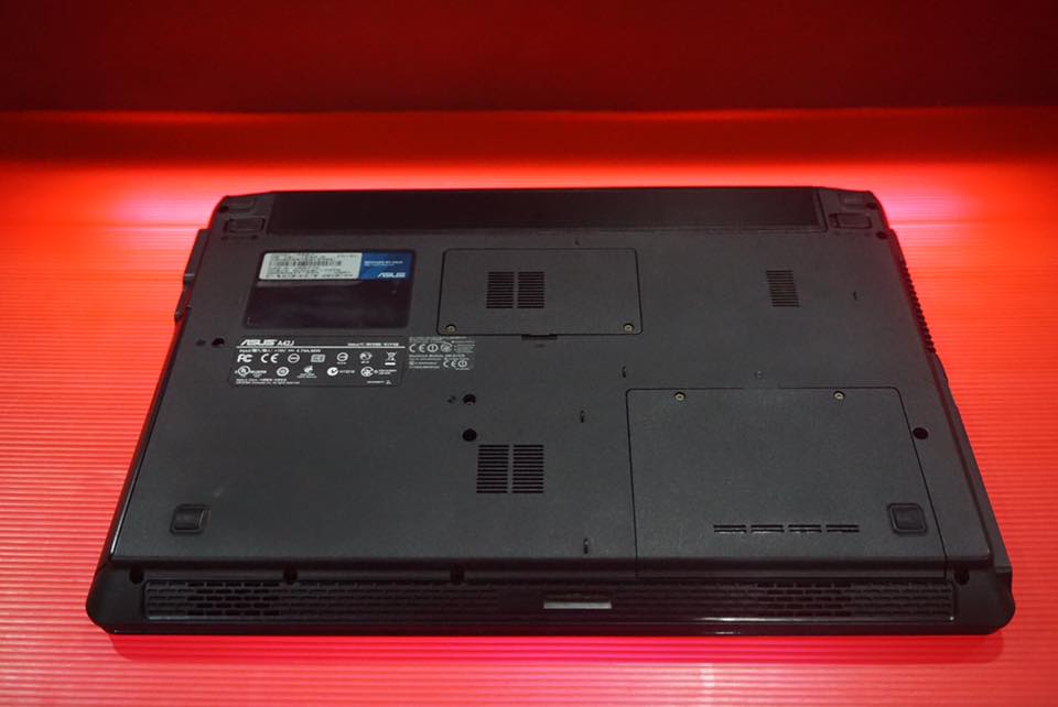 ( SOLD OUT ) ASUS A42JE-VX077D