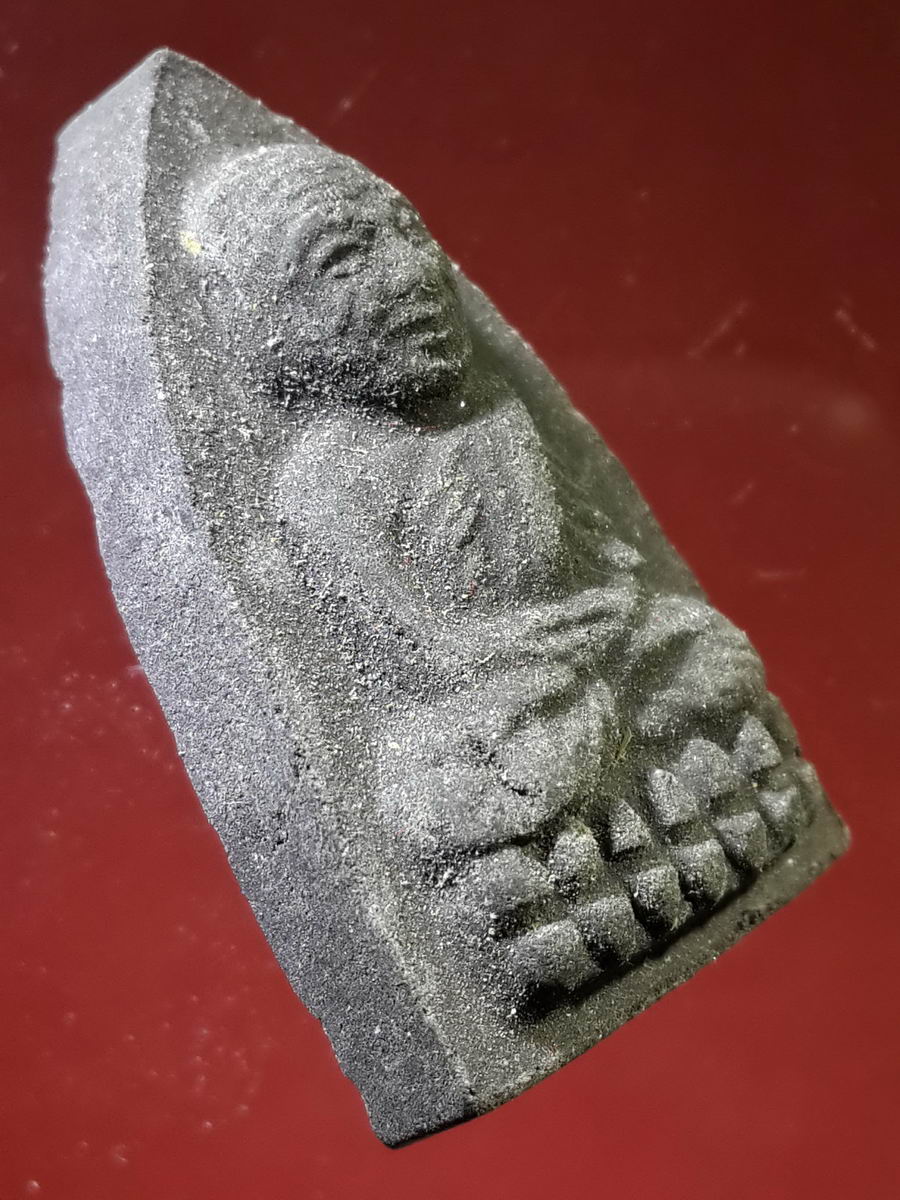 รหัสสินค้า หลวงปู่ทวด วัดต่างๆ 124 หลวงปู่ทวด วัดช้างให้ จ.ปัตตานี ไม่ทราบปีที่สร้าง เนื้อผงใบลาน